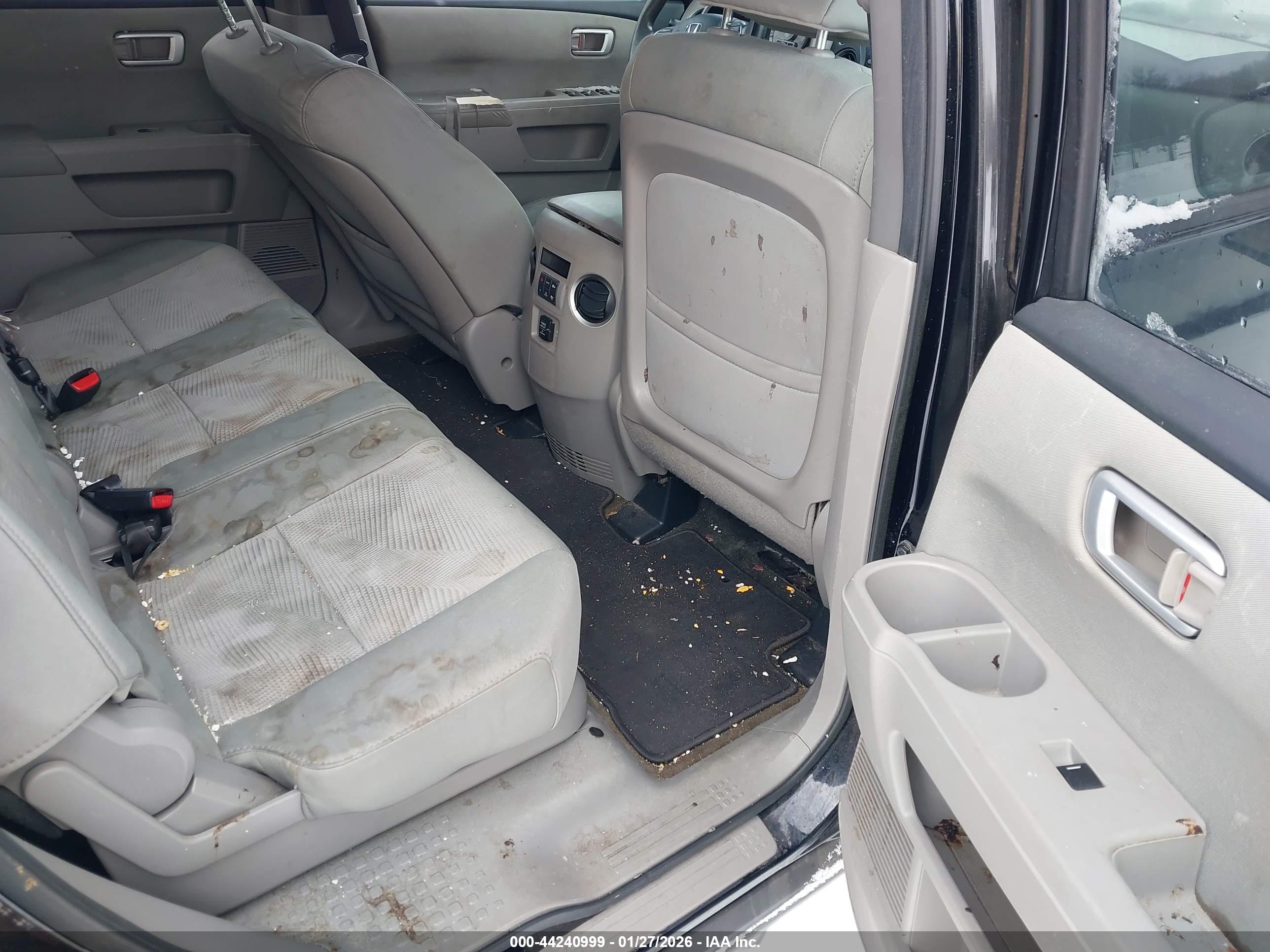 HONDA PILOT image 8