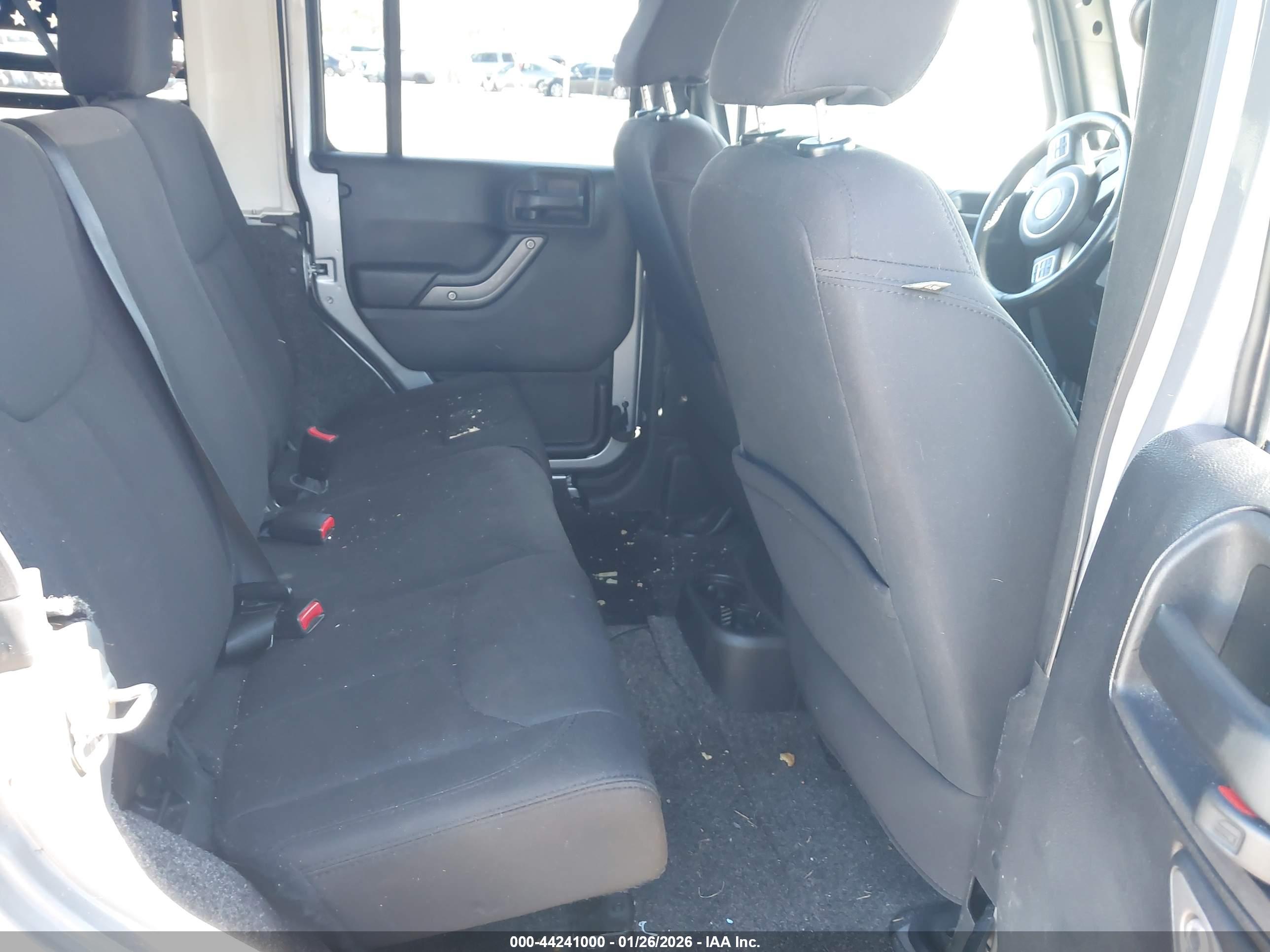 JEEP WRANGLER image 8