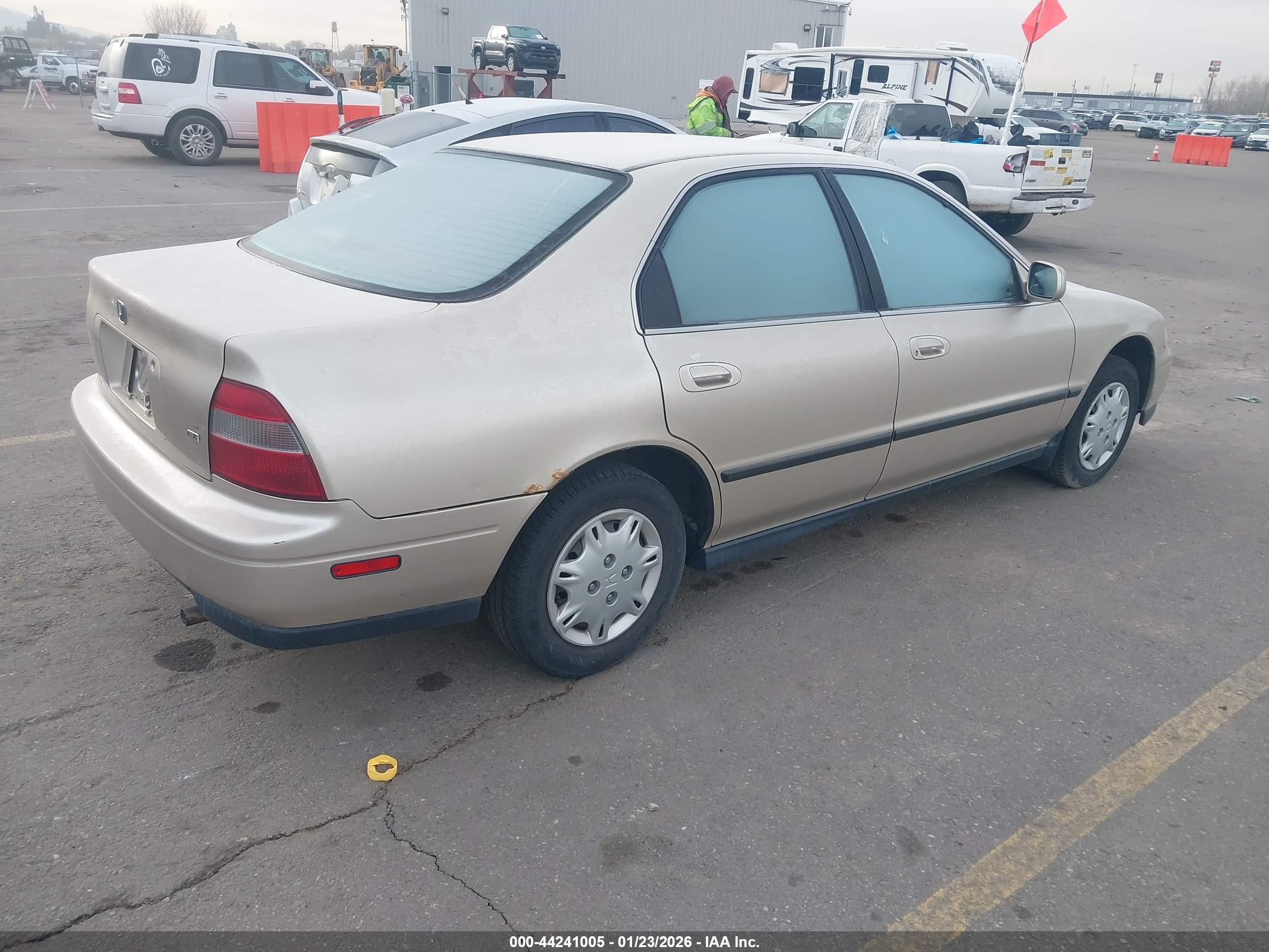 HONDA ACCORD image 4