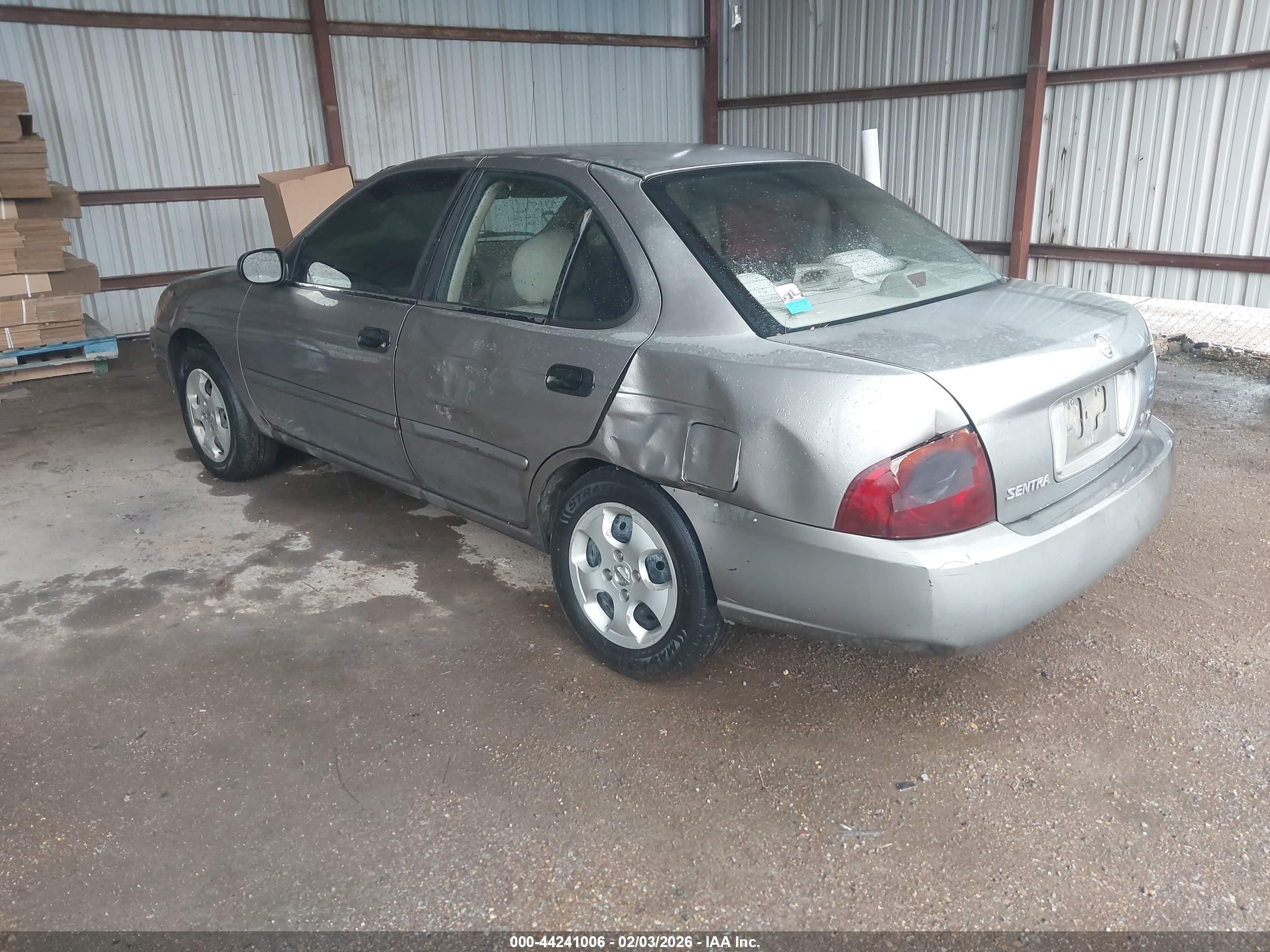 NISSAN SENTRA image 3