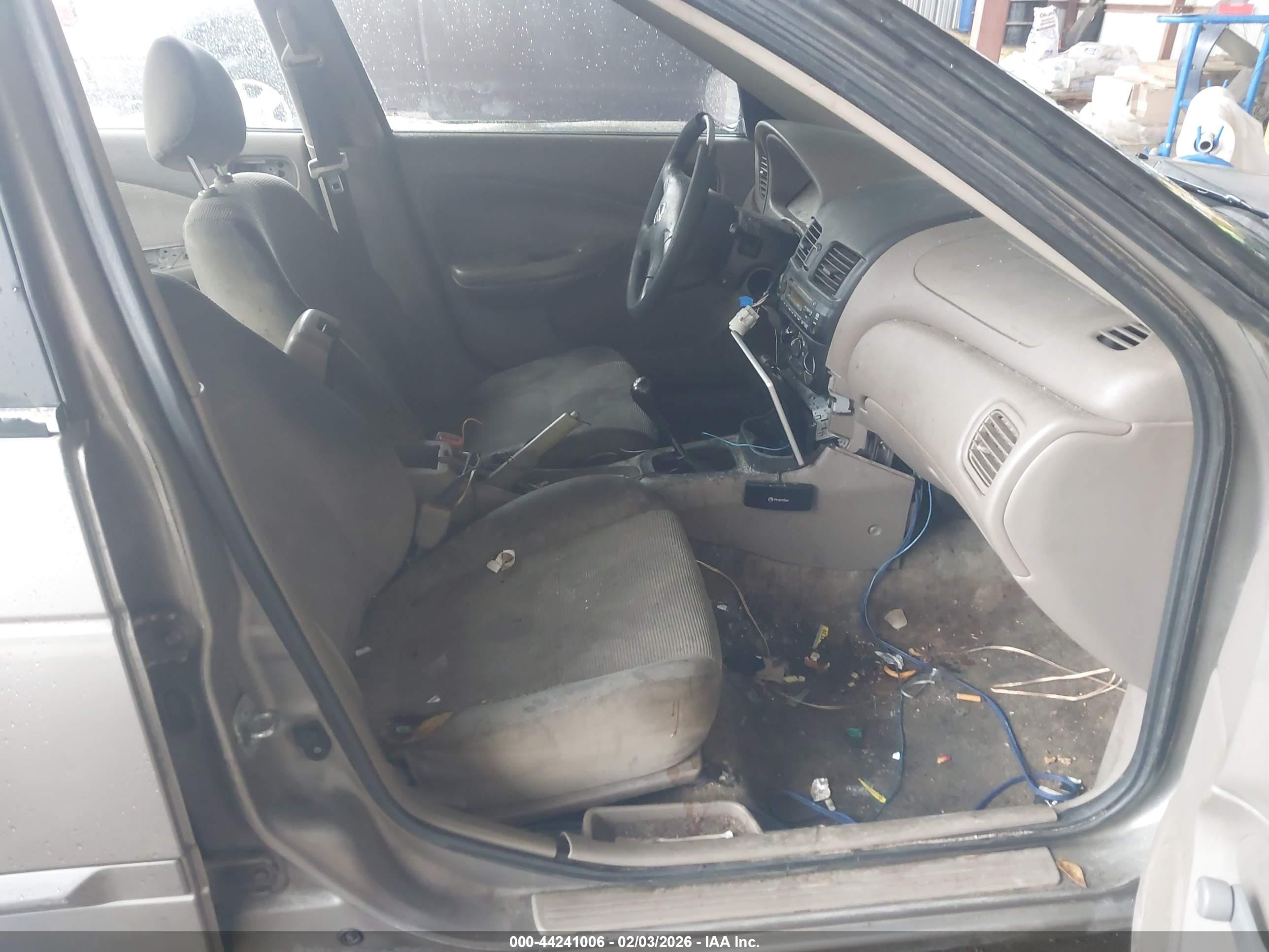 NISSAN SENTRA image 5