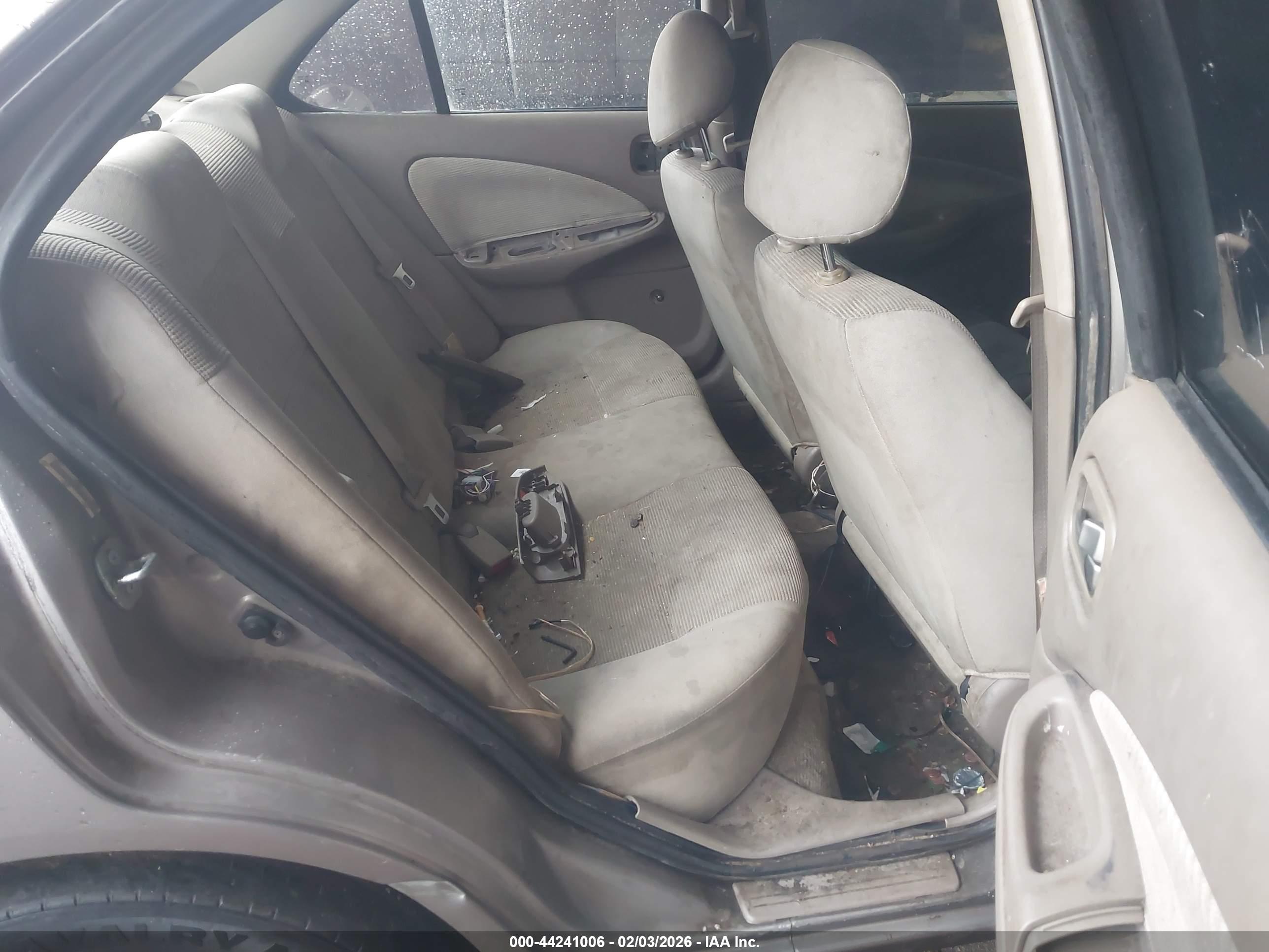 NISSAN SENTRA image 8