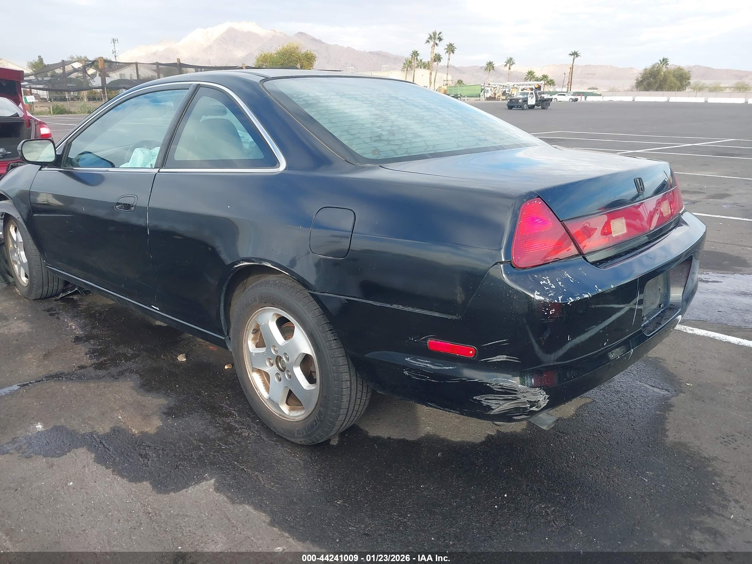 HONDA ACCORD image 3