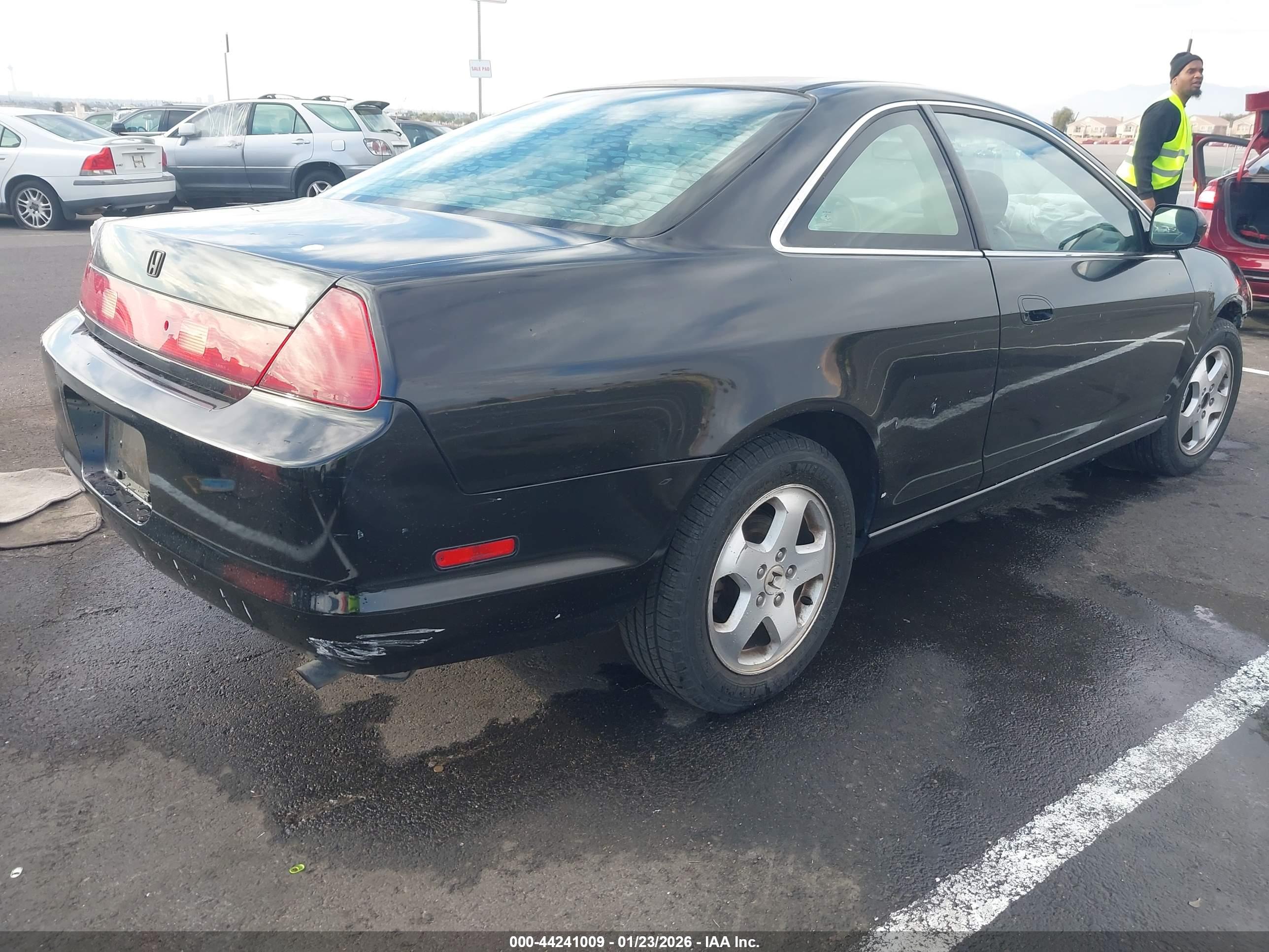 HONDA ACCORD image 4