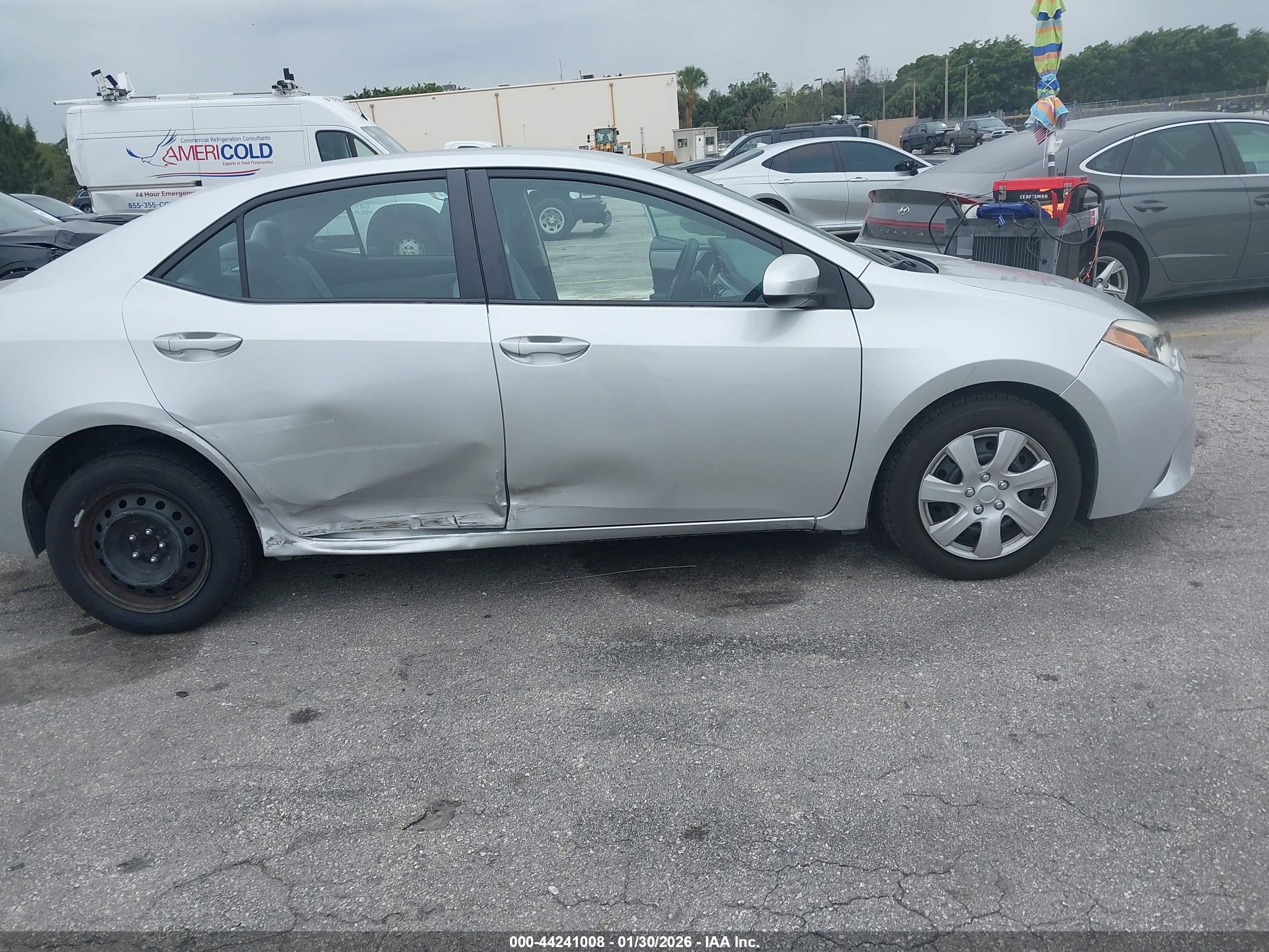 TOYOTA COROLLA image 6