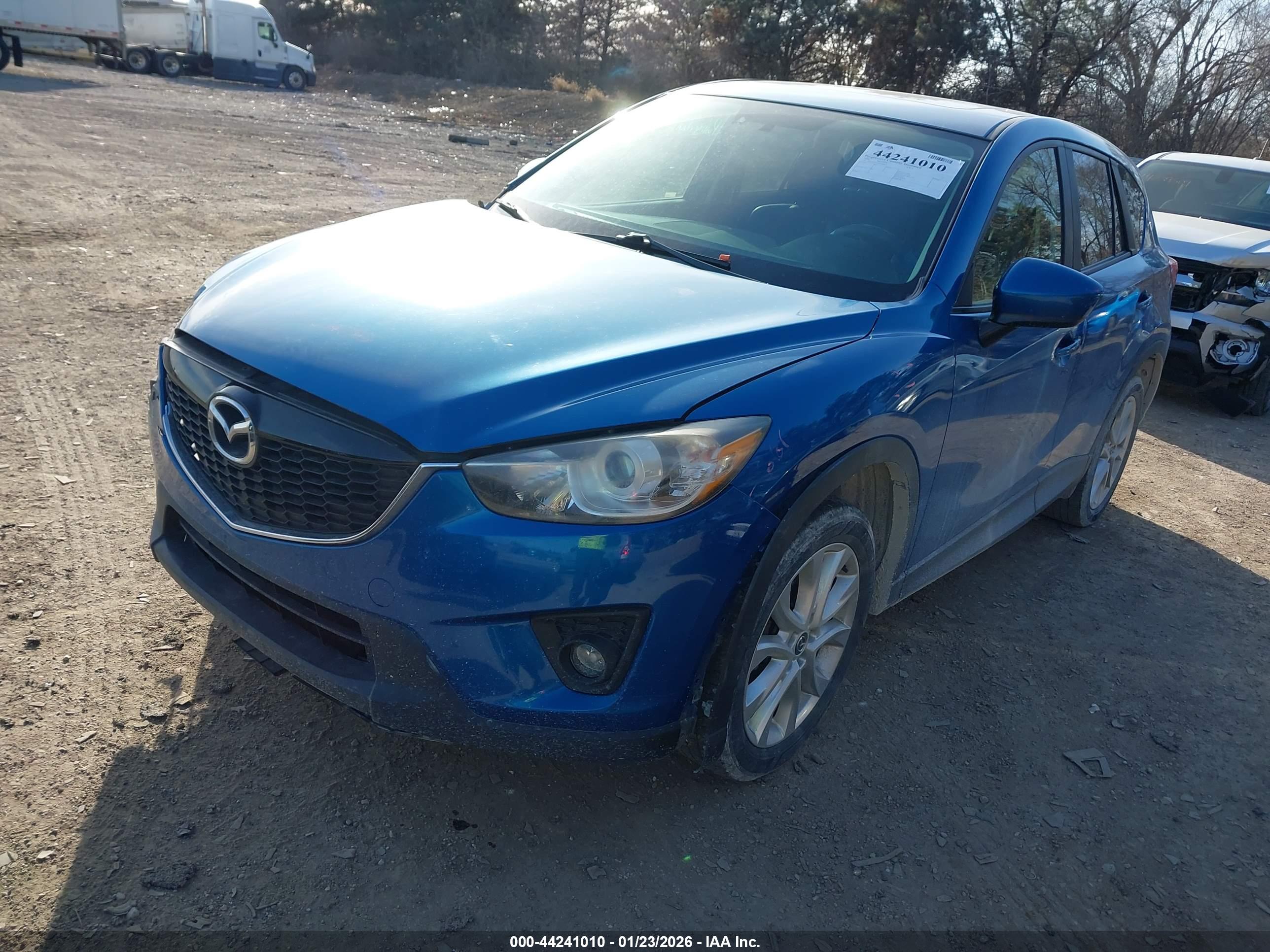 MAZDA CX-5 image 2
