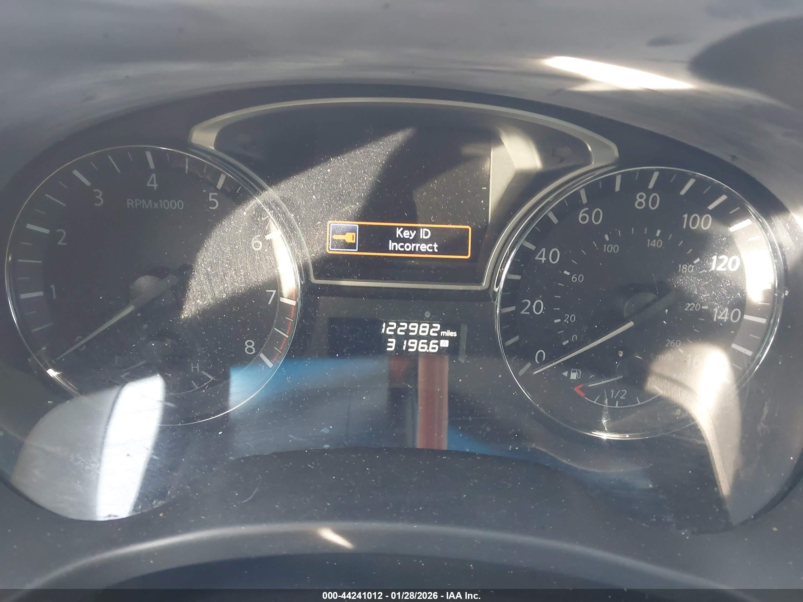 NISSAN PATHFINDER image 7