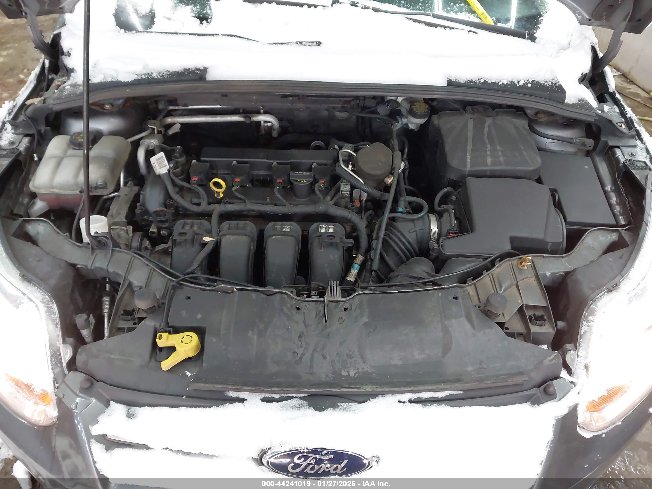 FORD FOCUS image 10