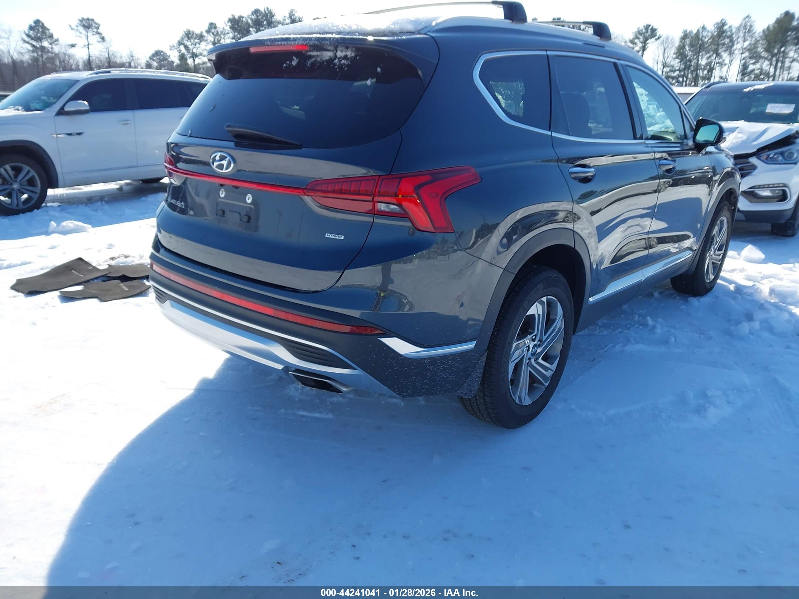 HYUNDAI SANTA image 4
