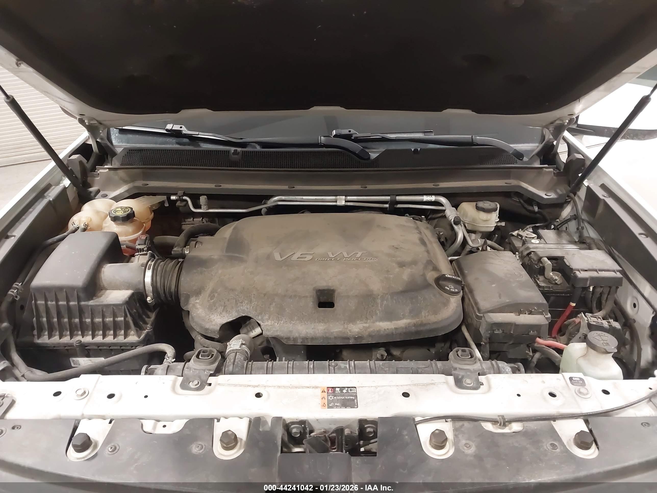 CHEVROLET COLORADO image 10