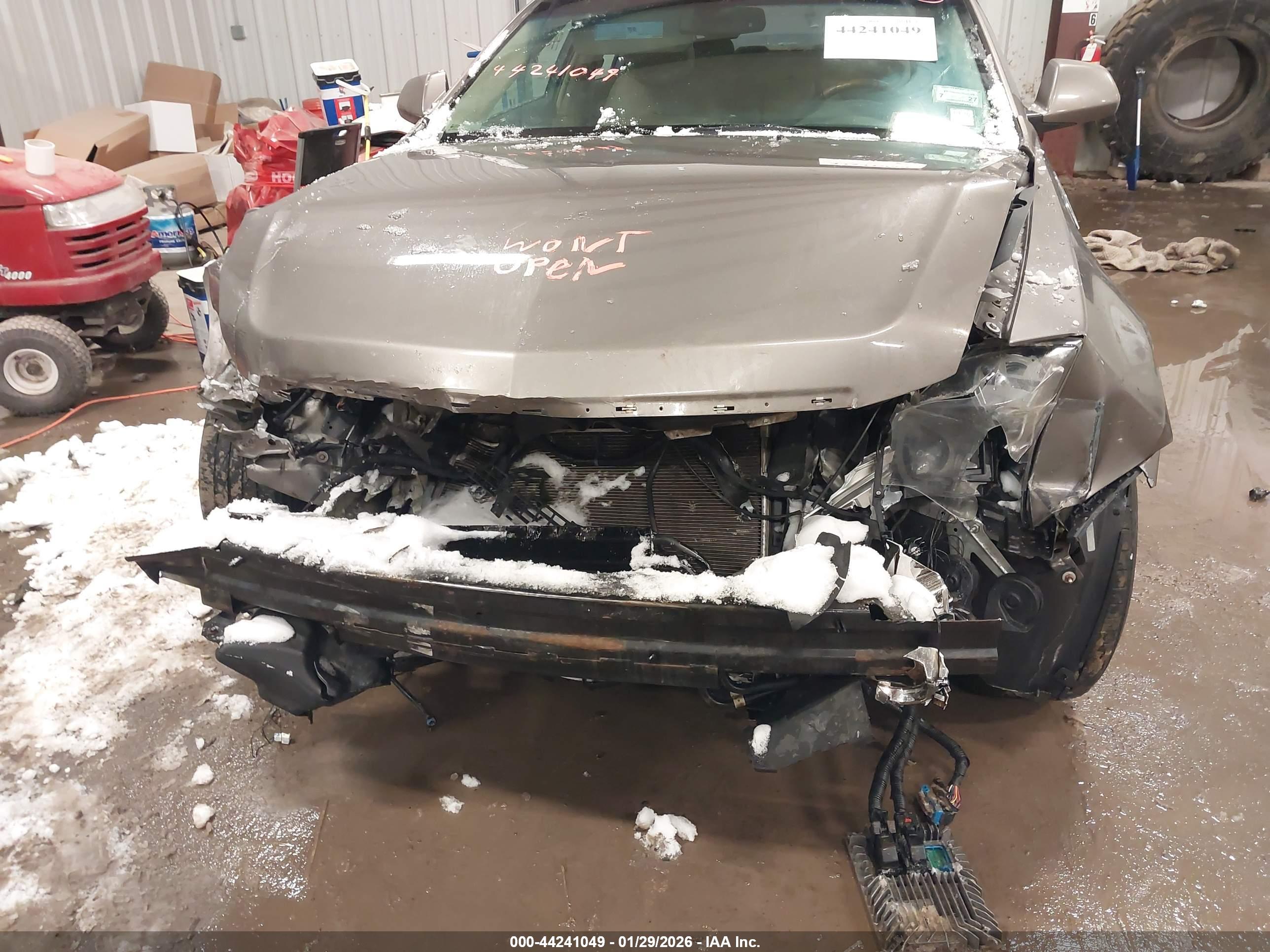 CADILLAC CTS image 6