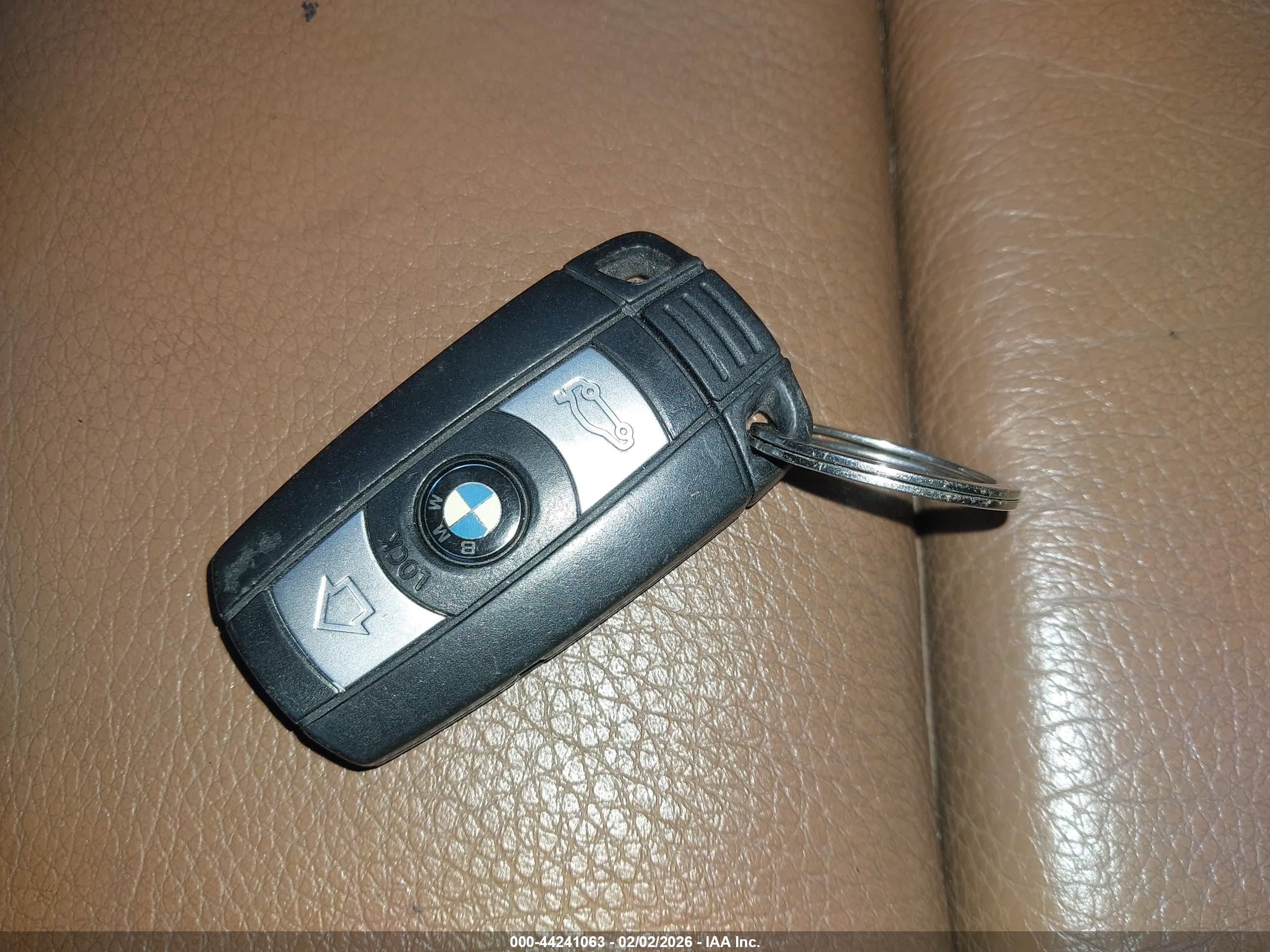 BMW 335I image 11