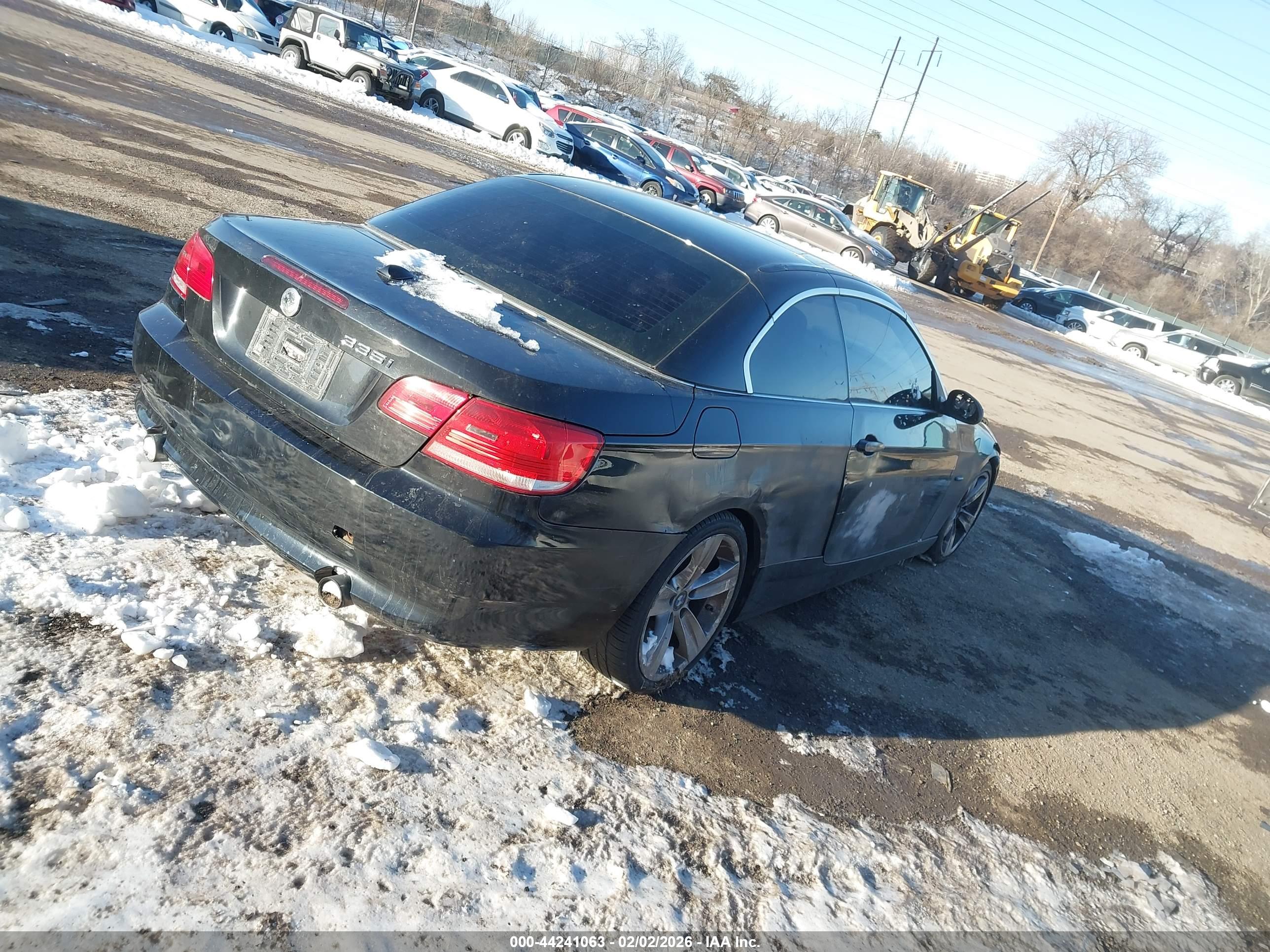 BMW 335I image 4