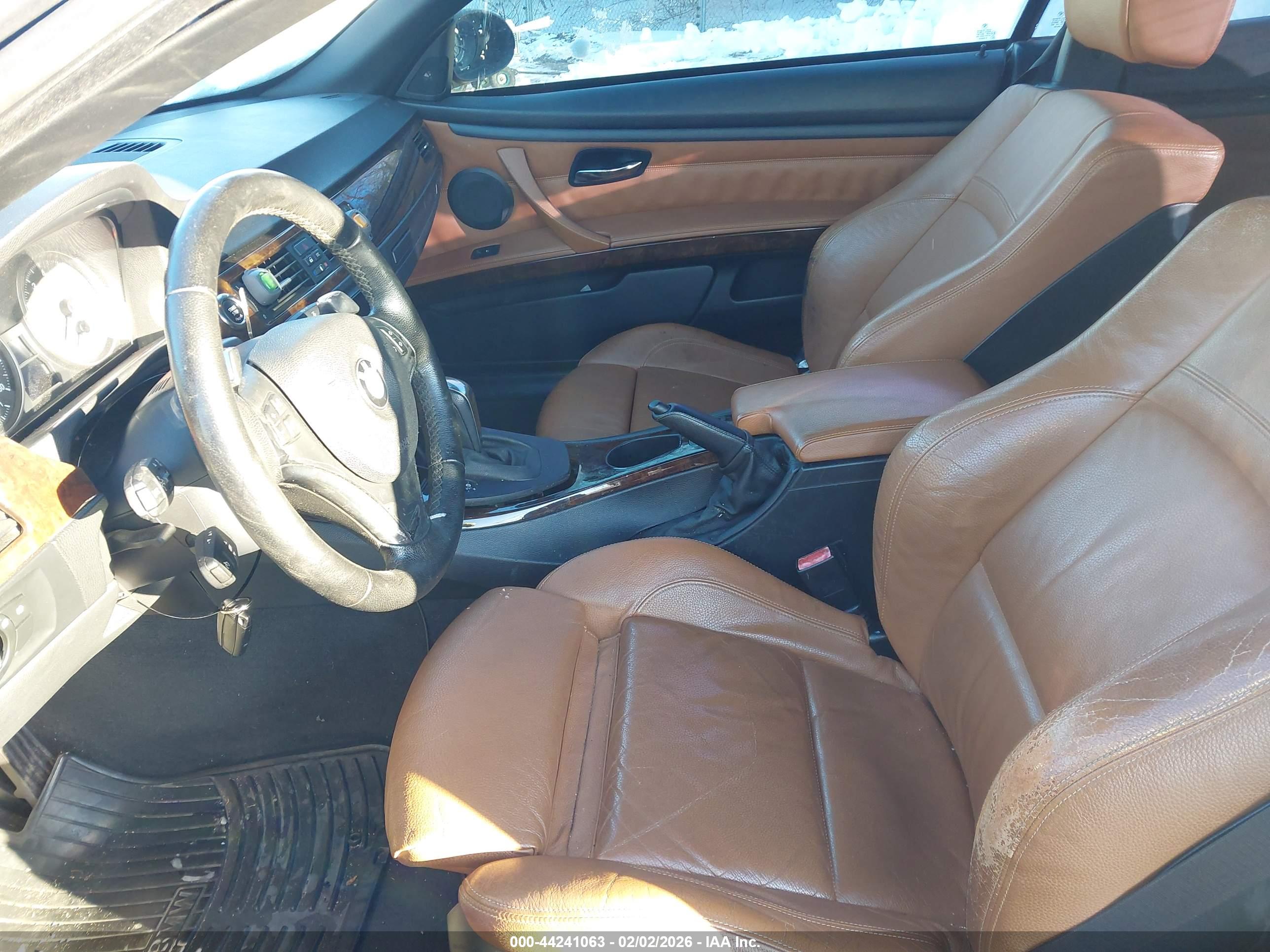 BMW 335I image 5
