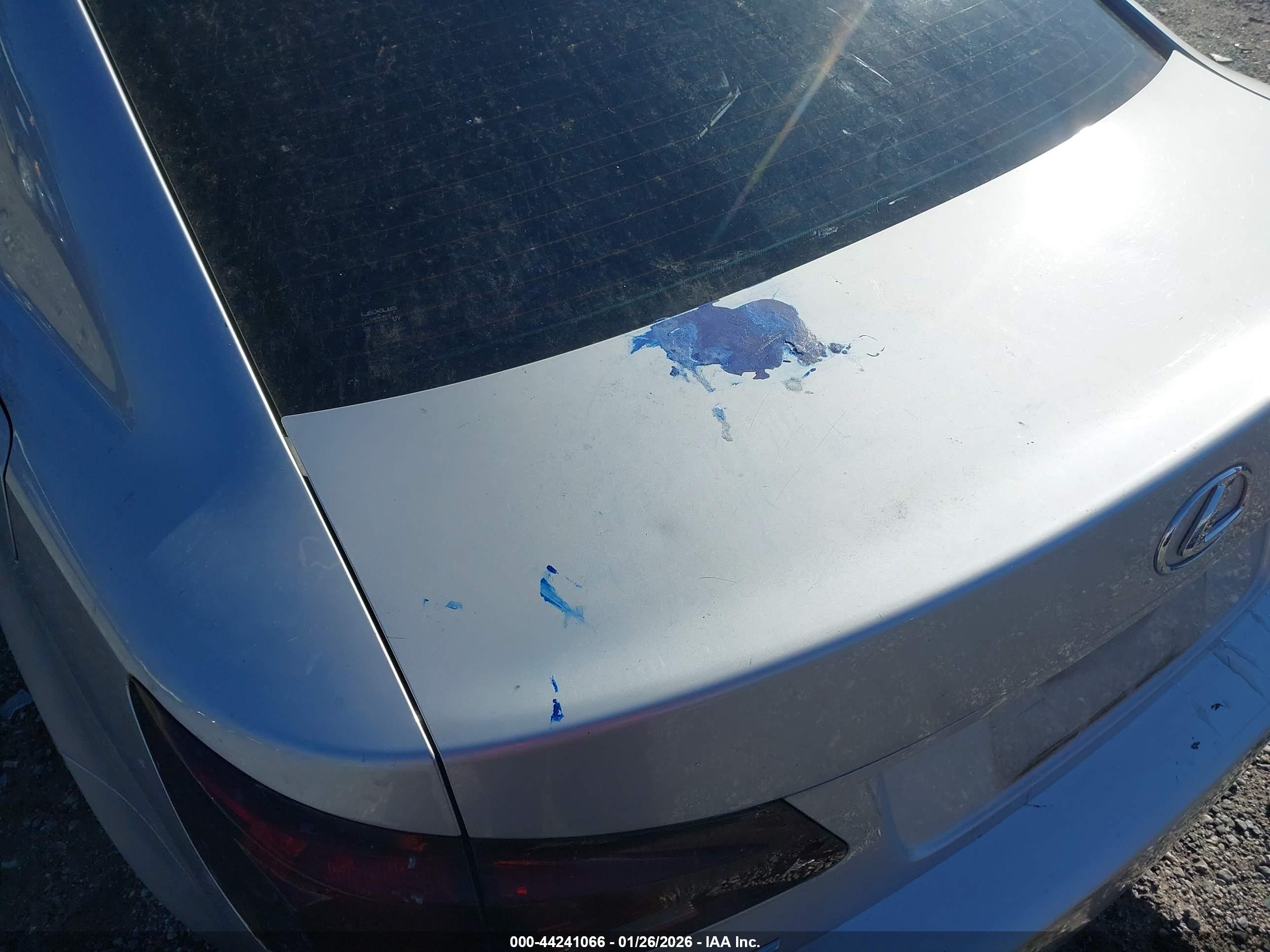 LEXUS IS image 6