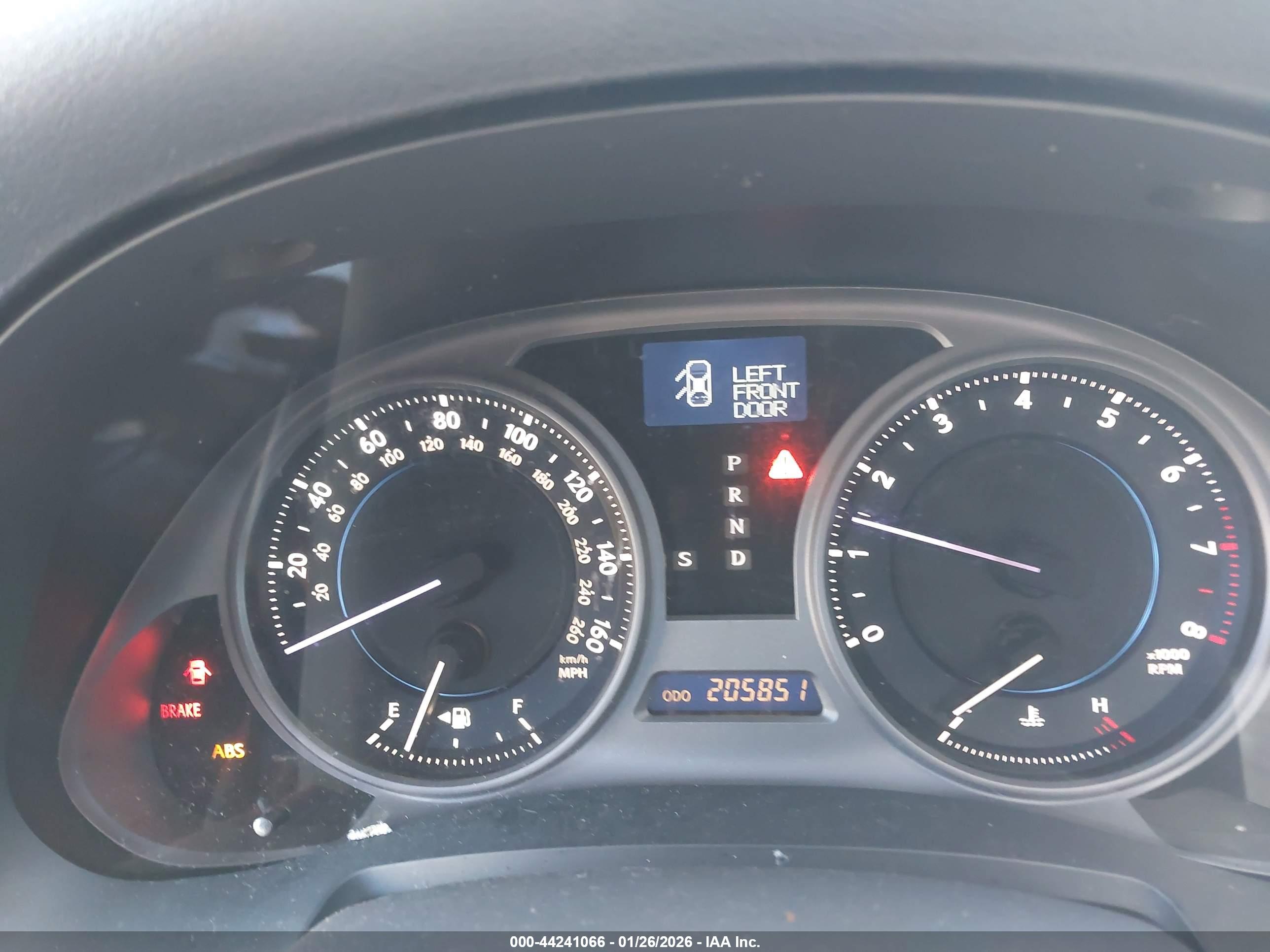 LEXUS IS image 7