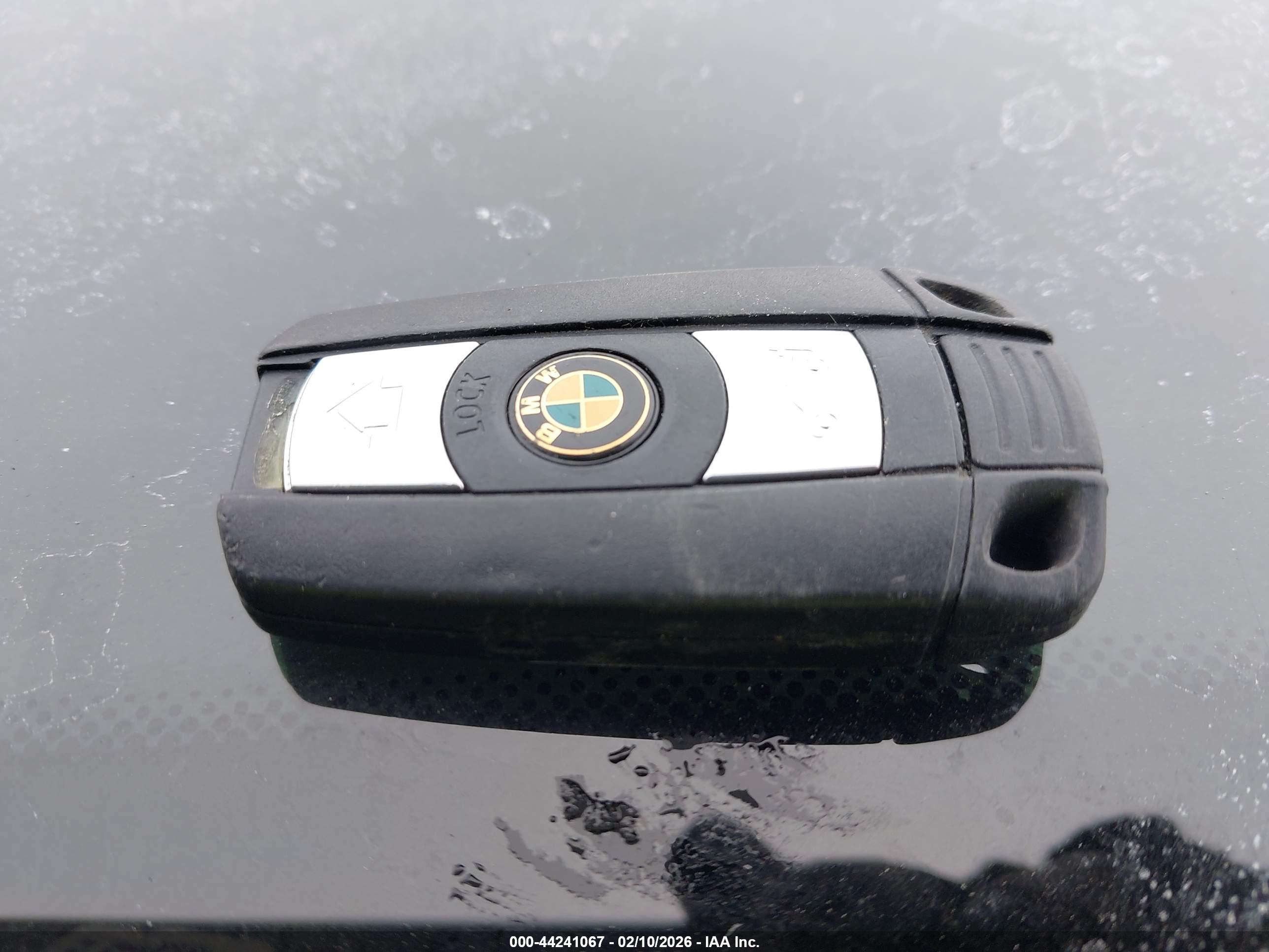 BMW 328I image 11