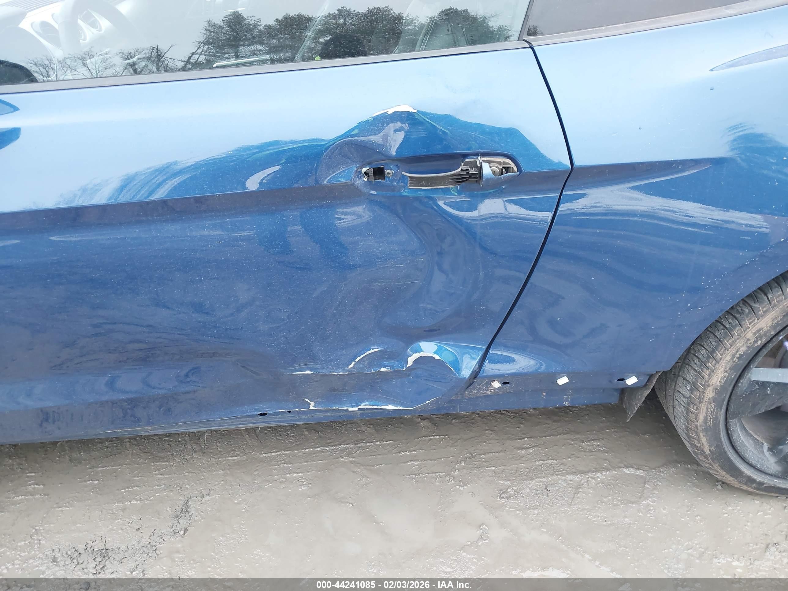 FORD MUSTANG image 6