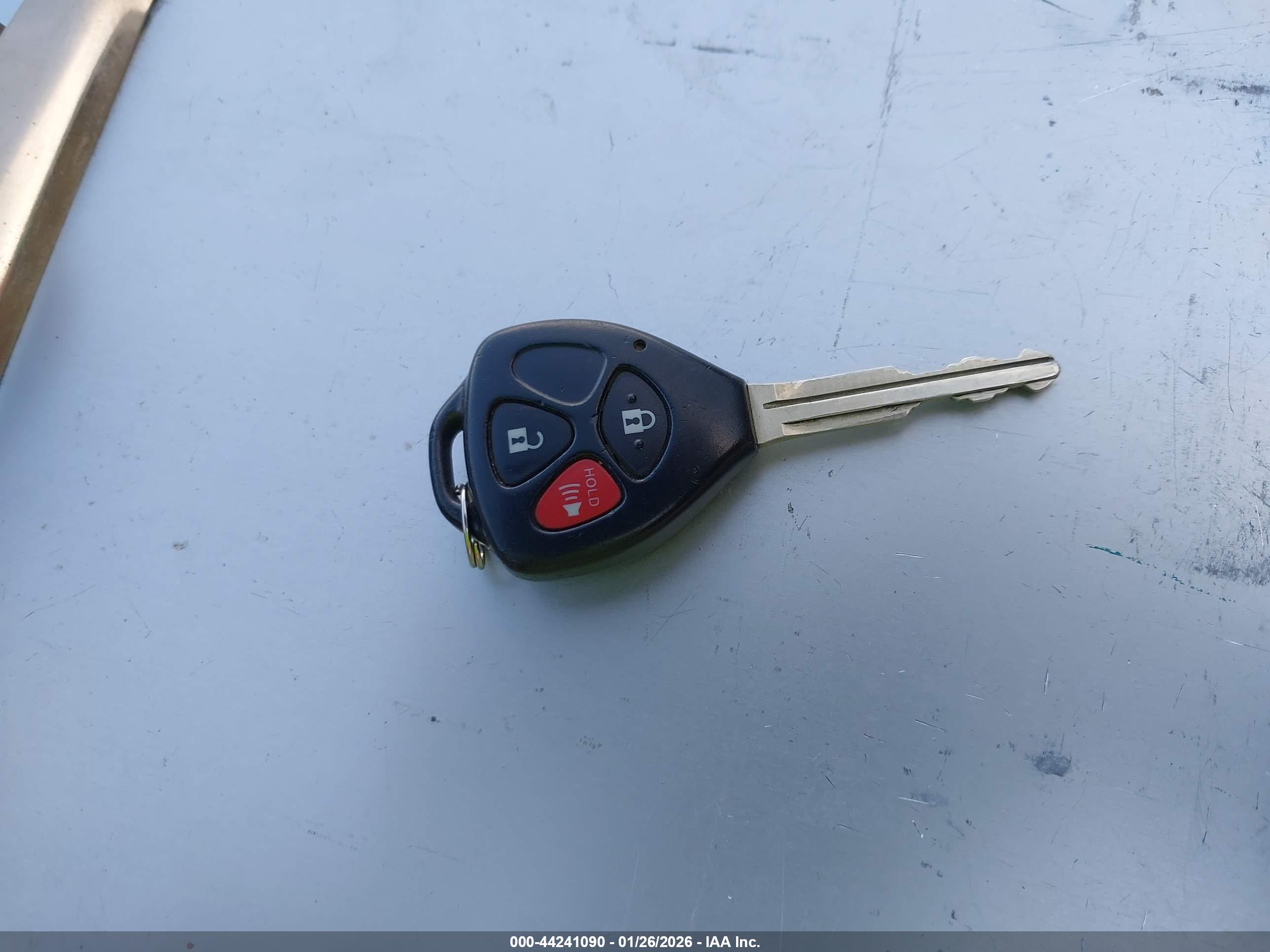 TOYOTA YARIS image 11