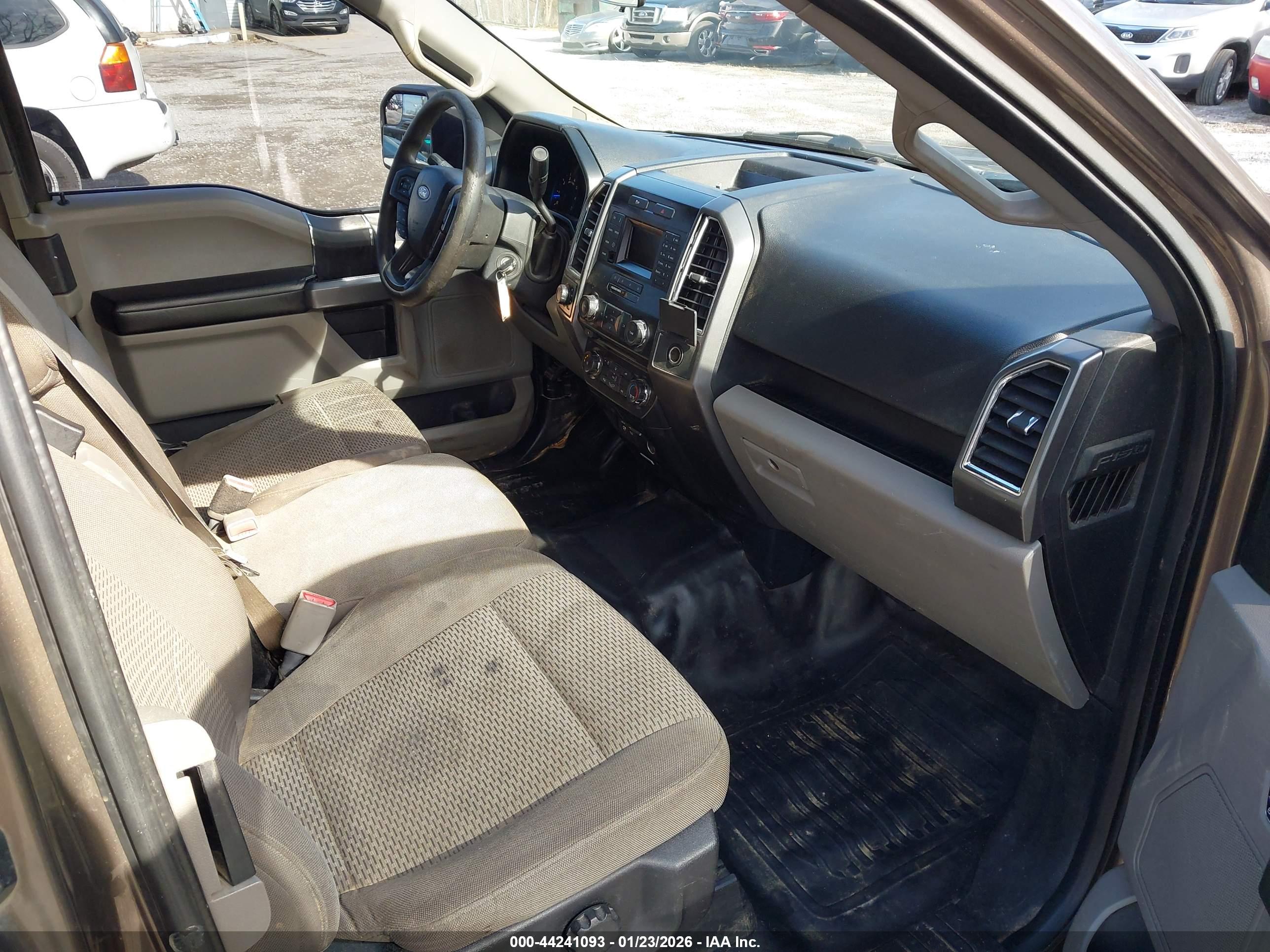 FORD F-150 image 5