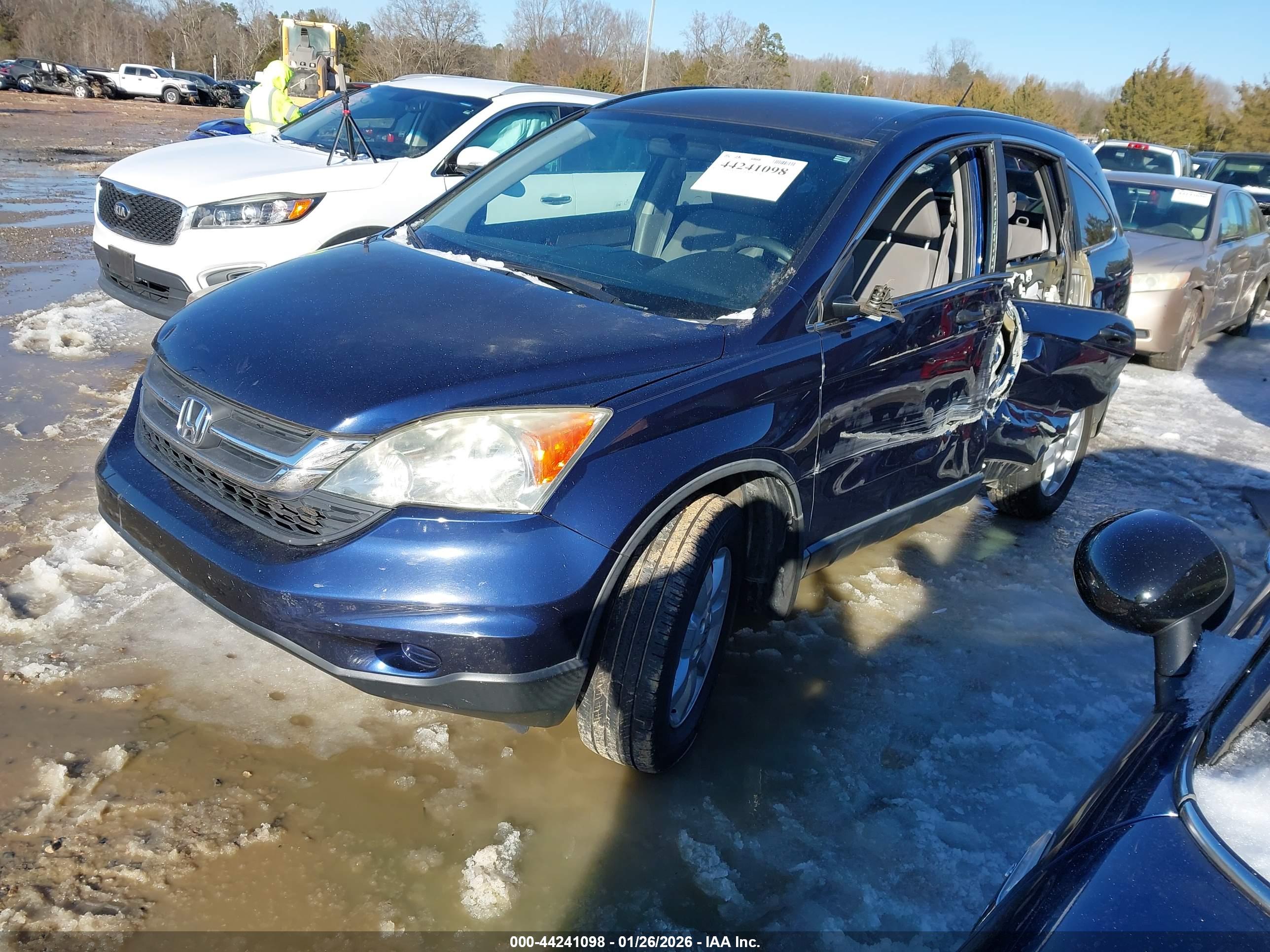 HONDA CR-V image 2