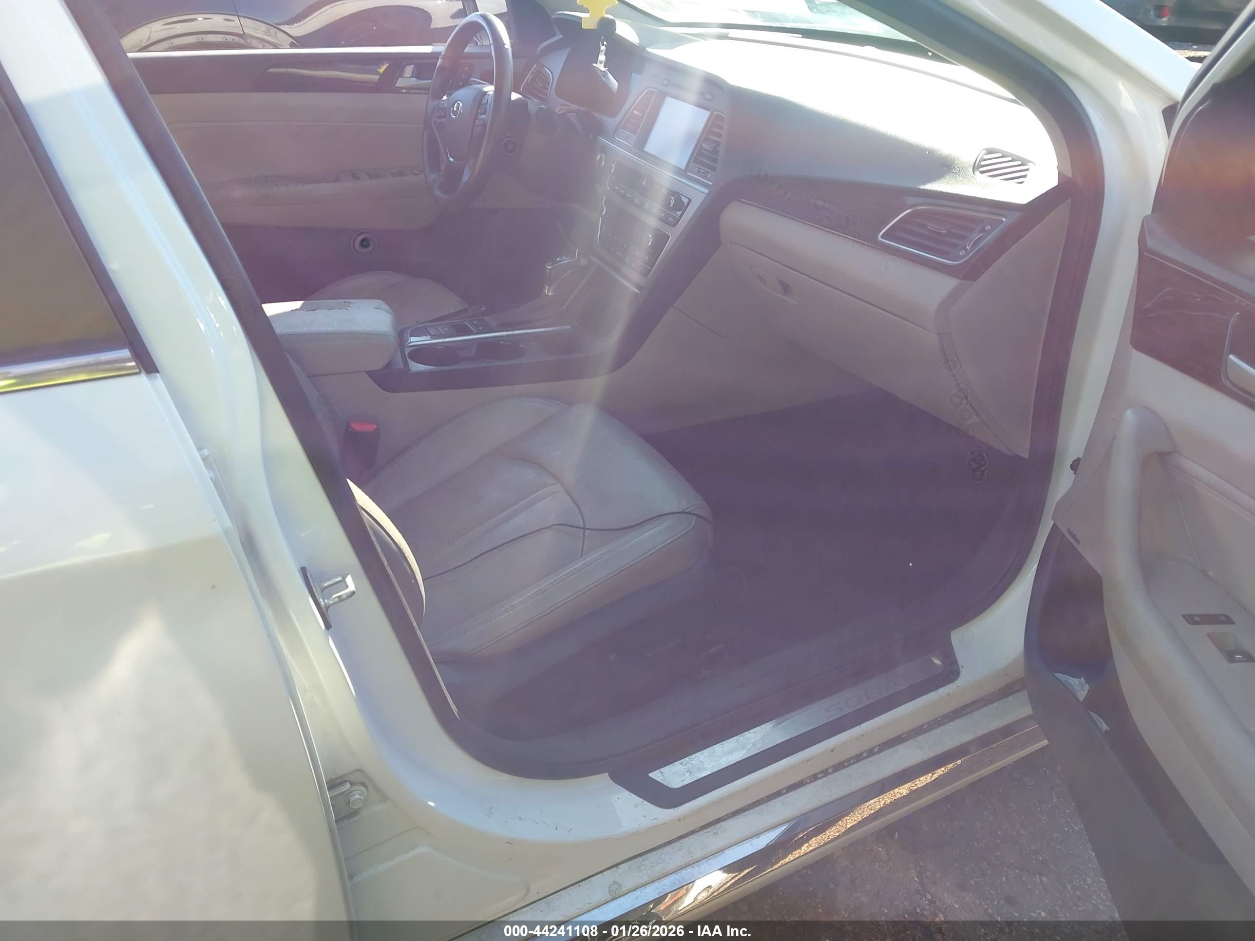 HYUNDAI SONATA image 5