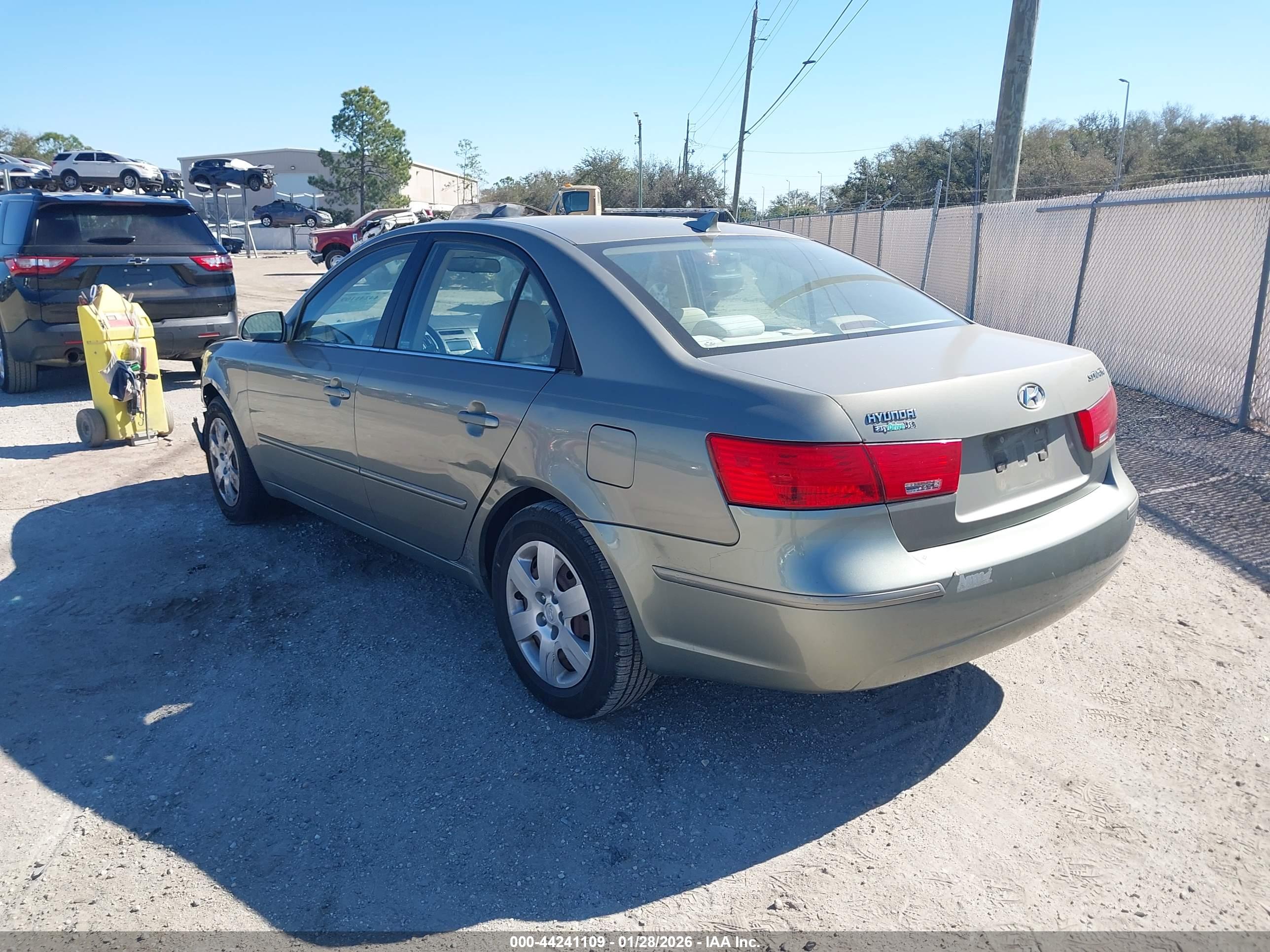 HYUNDAI SONATA image 3