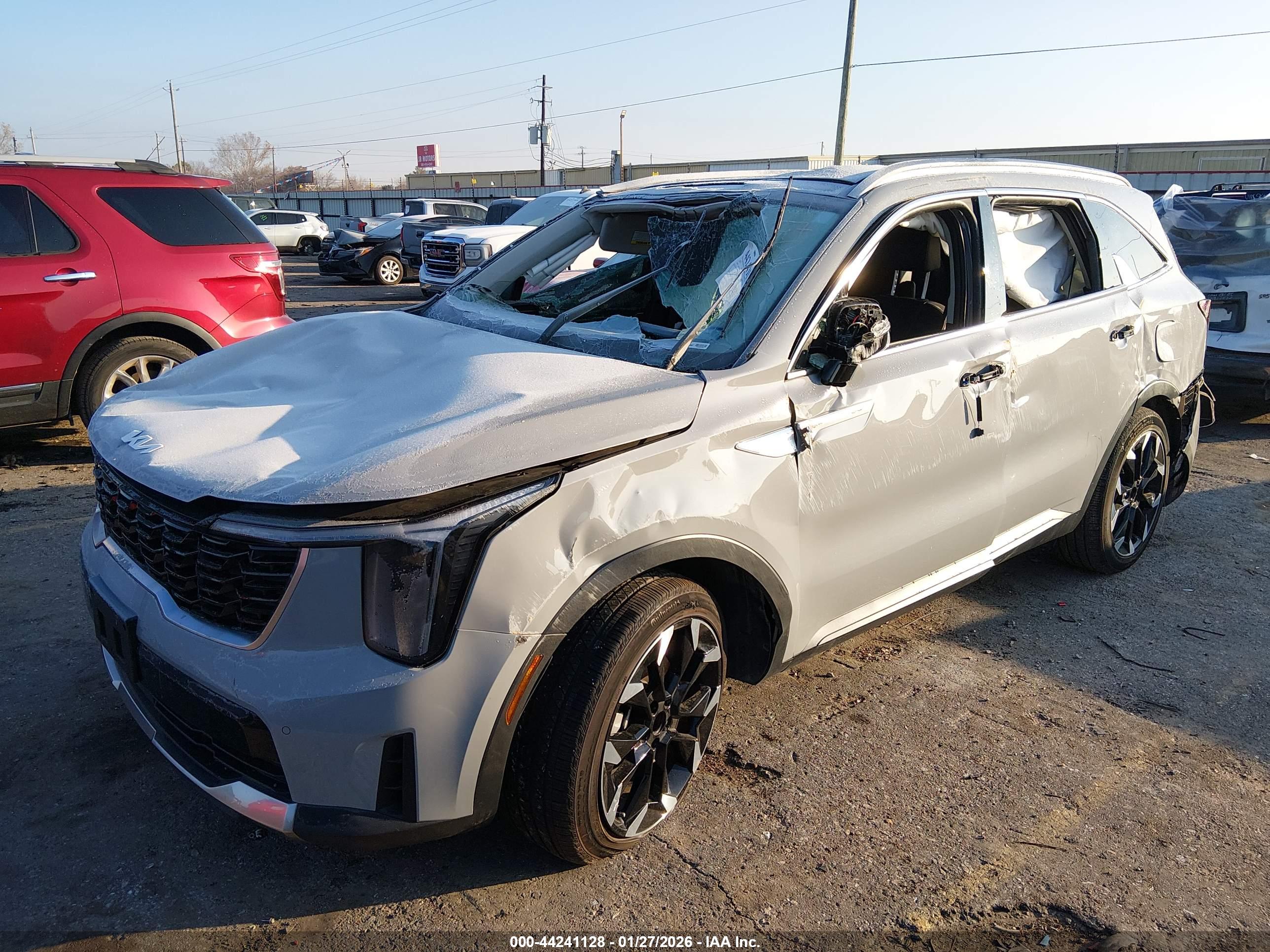 KIA SORENTO image 2
