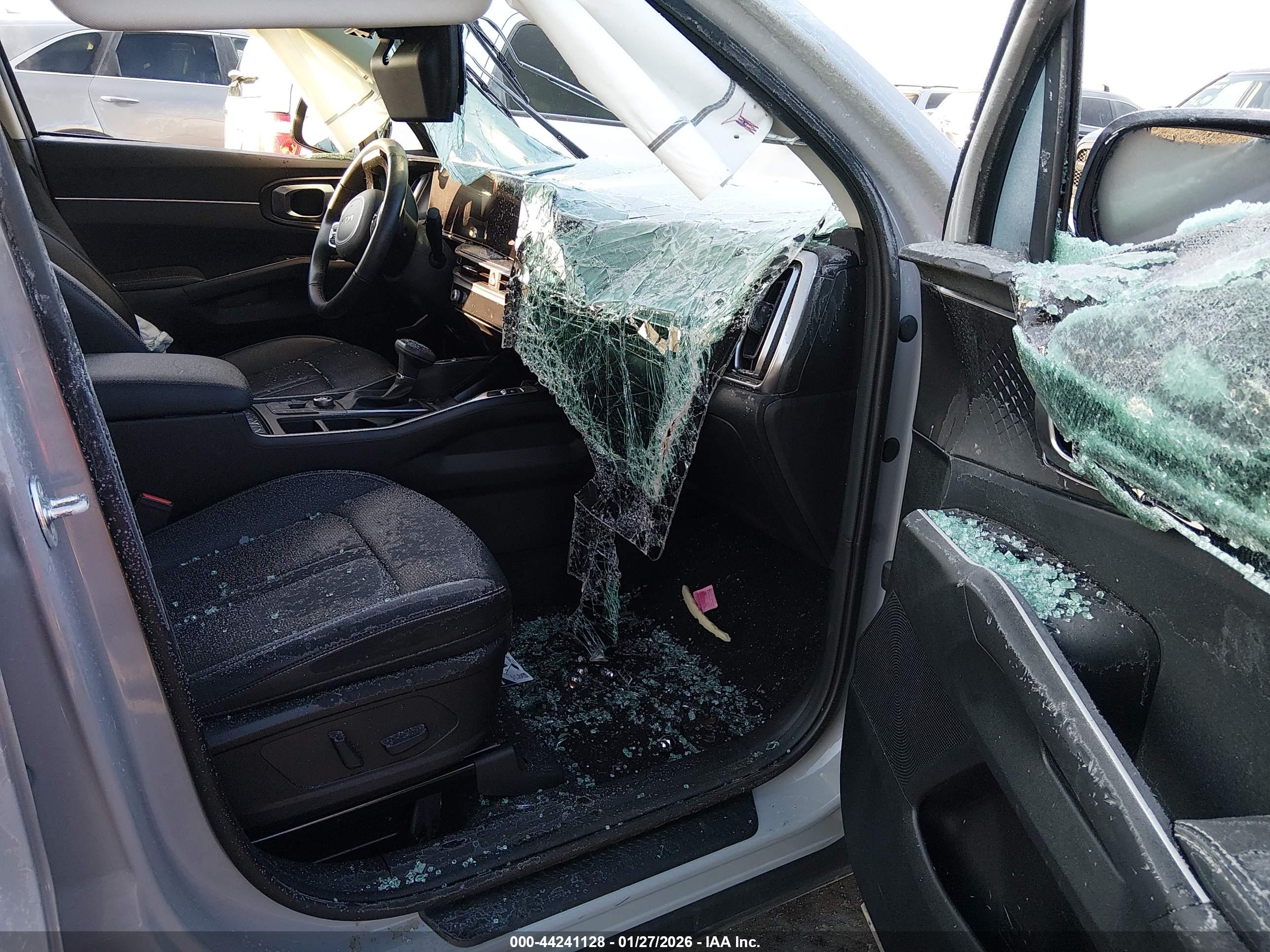 KIA SORENTO image 5