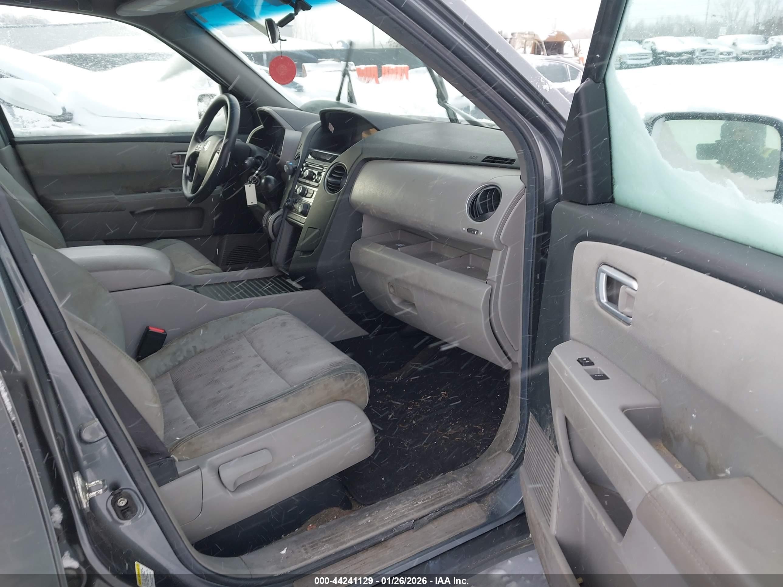 HONDA PILOT image 5