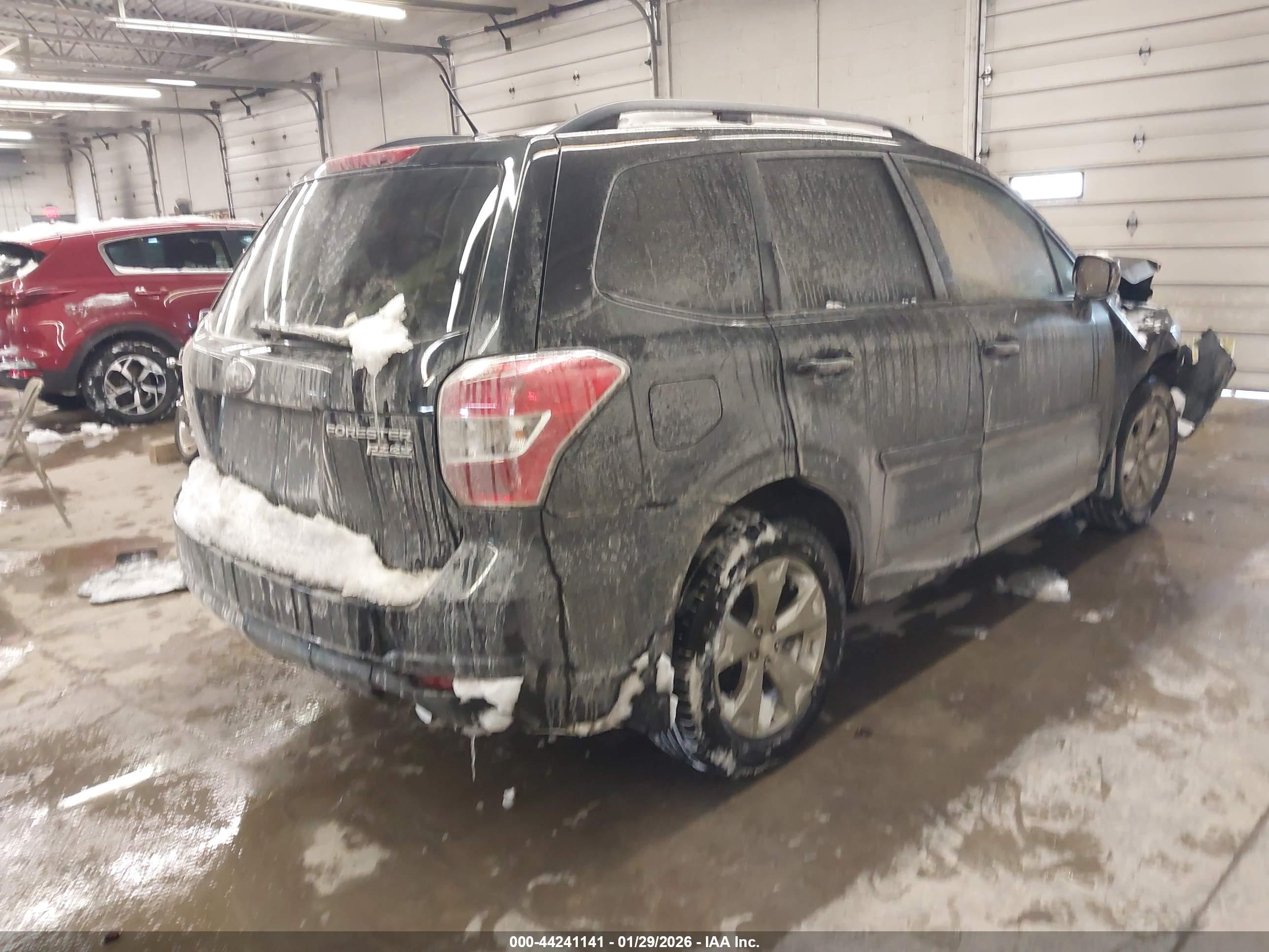 SUBARU FORESTER image 4