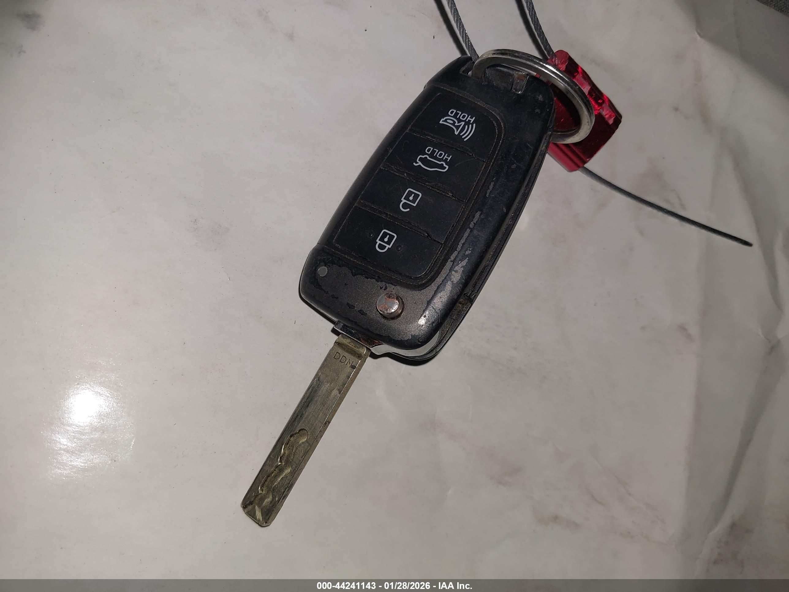 HYUNDAI SONATA image 11