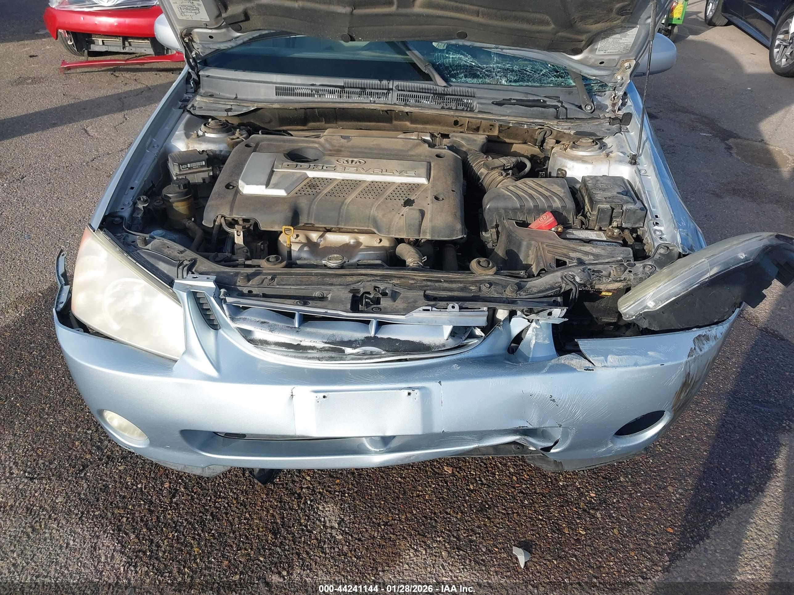 KIA SPECTRA image 10