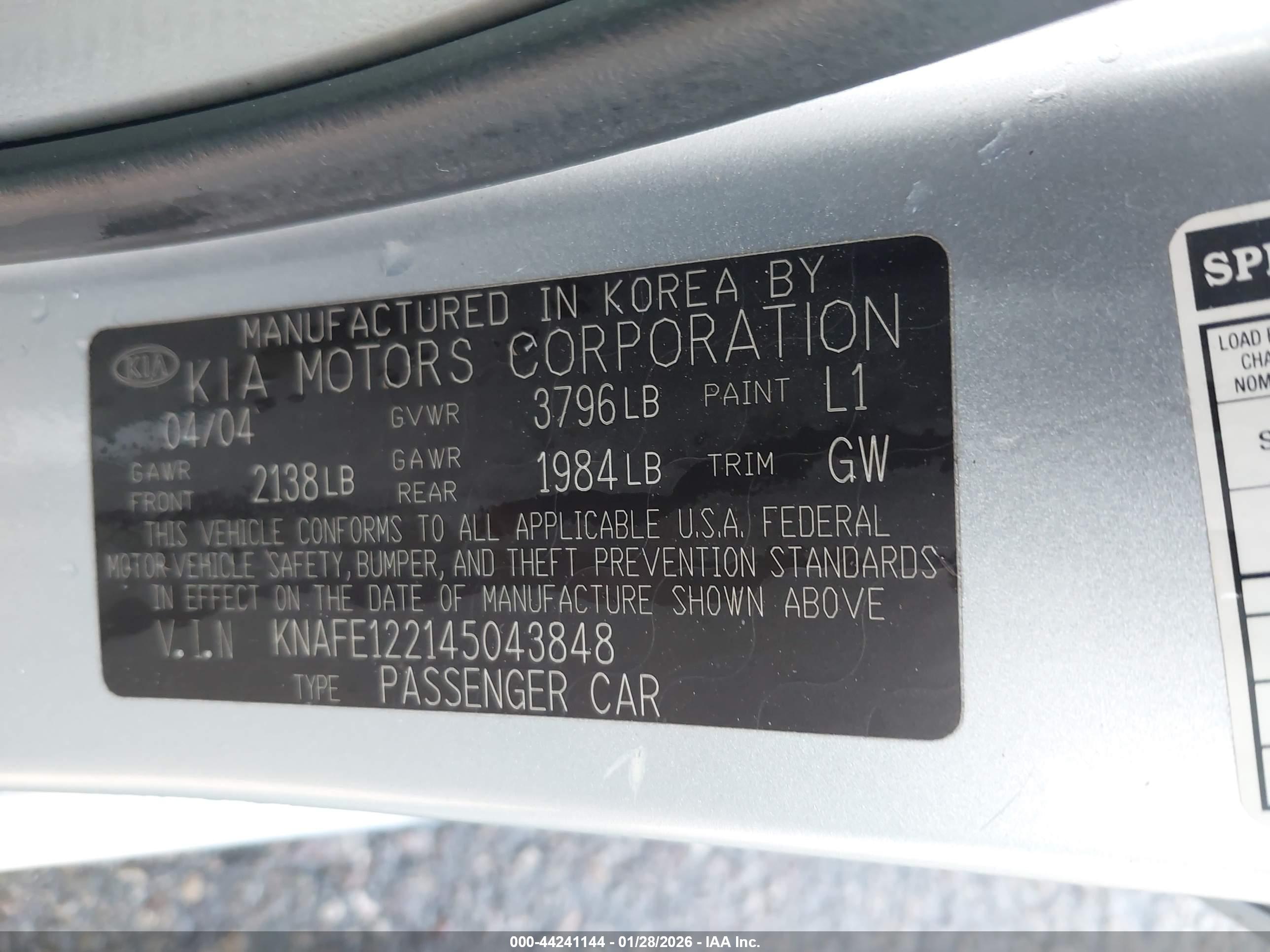 KIA SPECTRA image 9