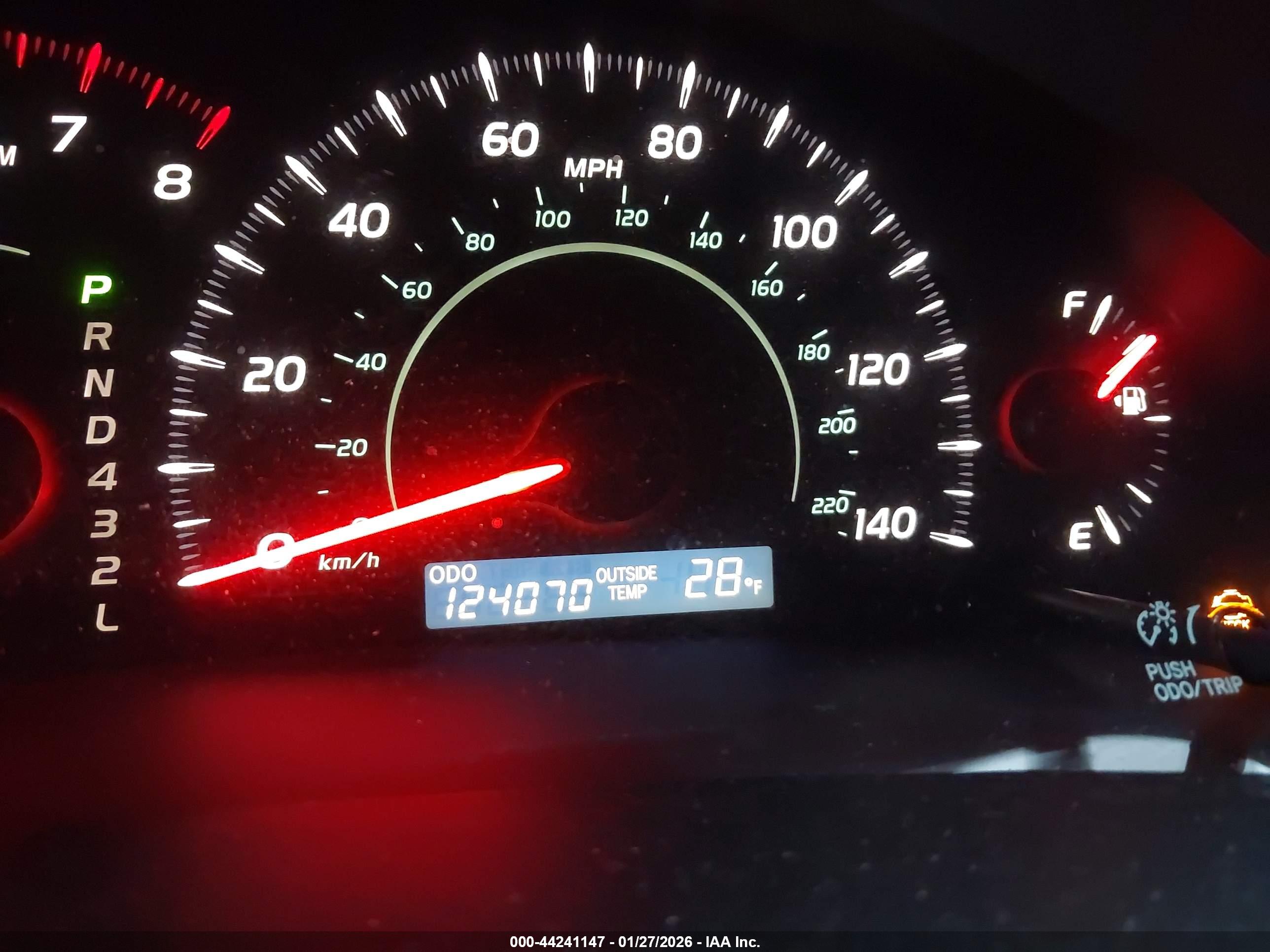 TOYOTA CAMRY image 7