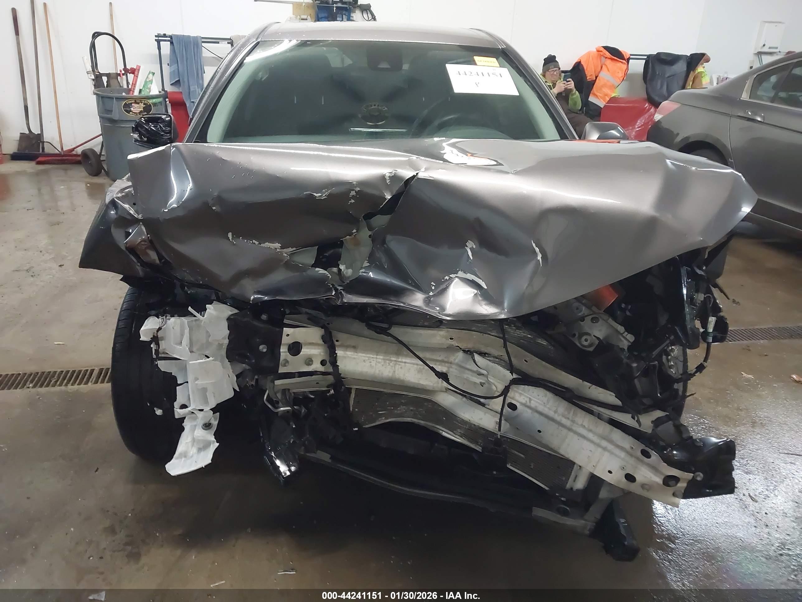 TOYOTA CAMRY image 6