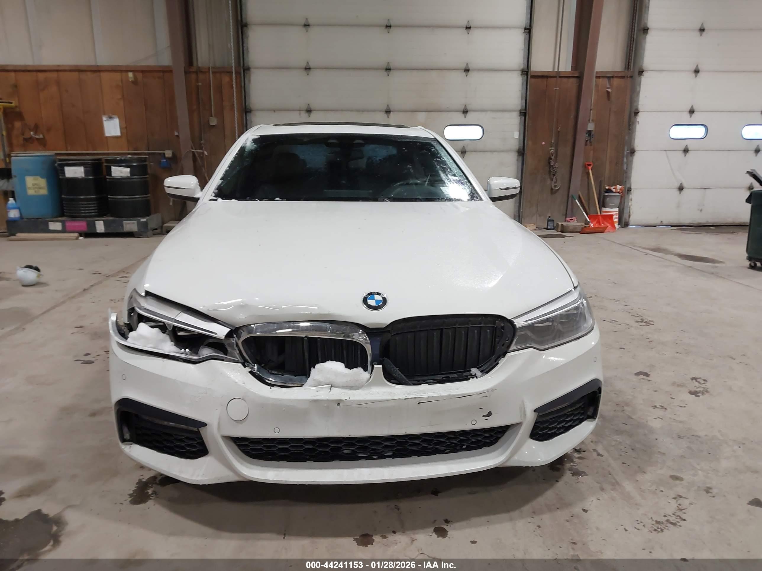 BMW 540I image 6
