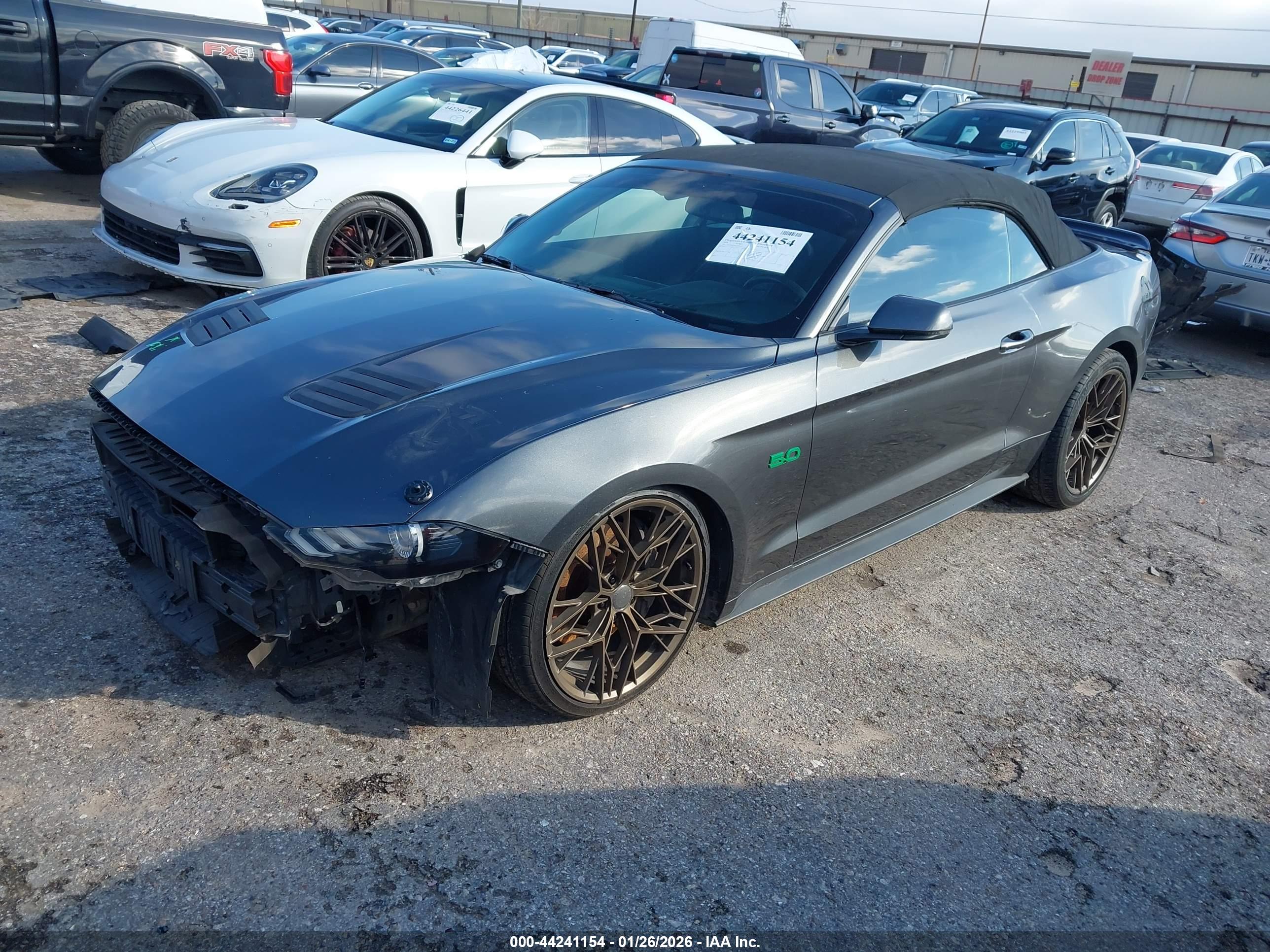 FORD MUSTANG image 2