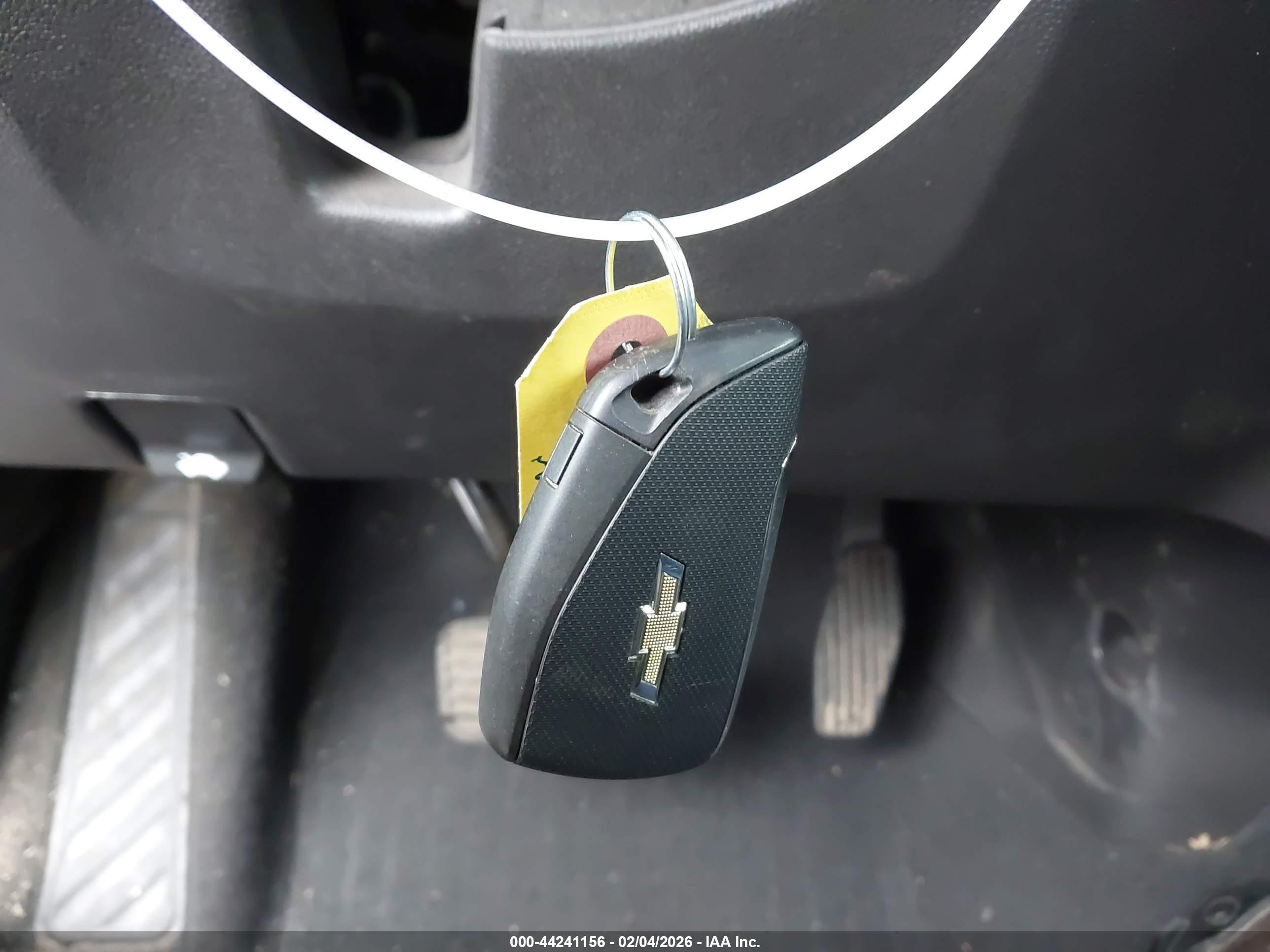 CHEVROLET SILVERADO image 11