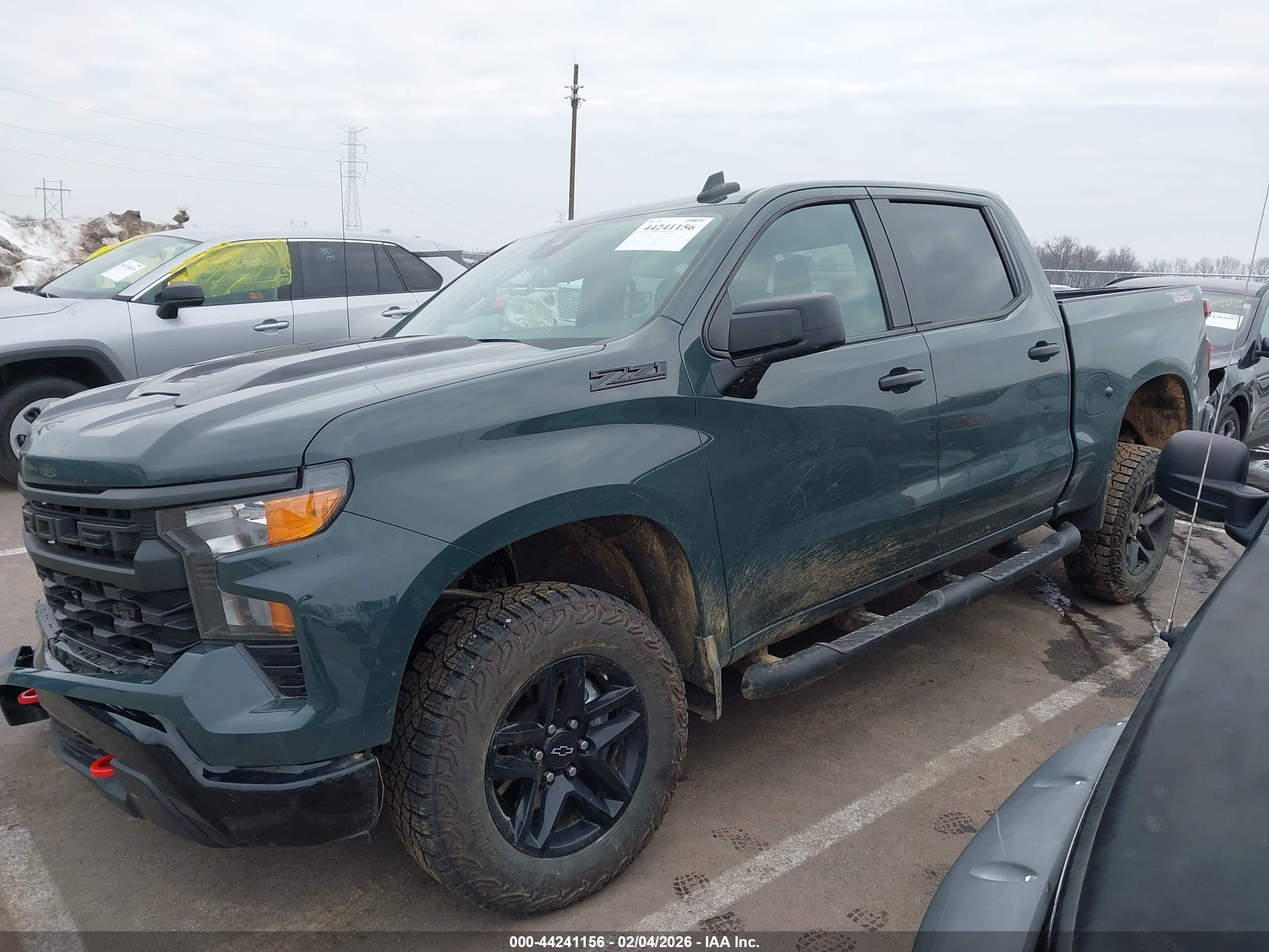 CHEVROLET SILVERADO image 2