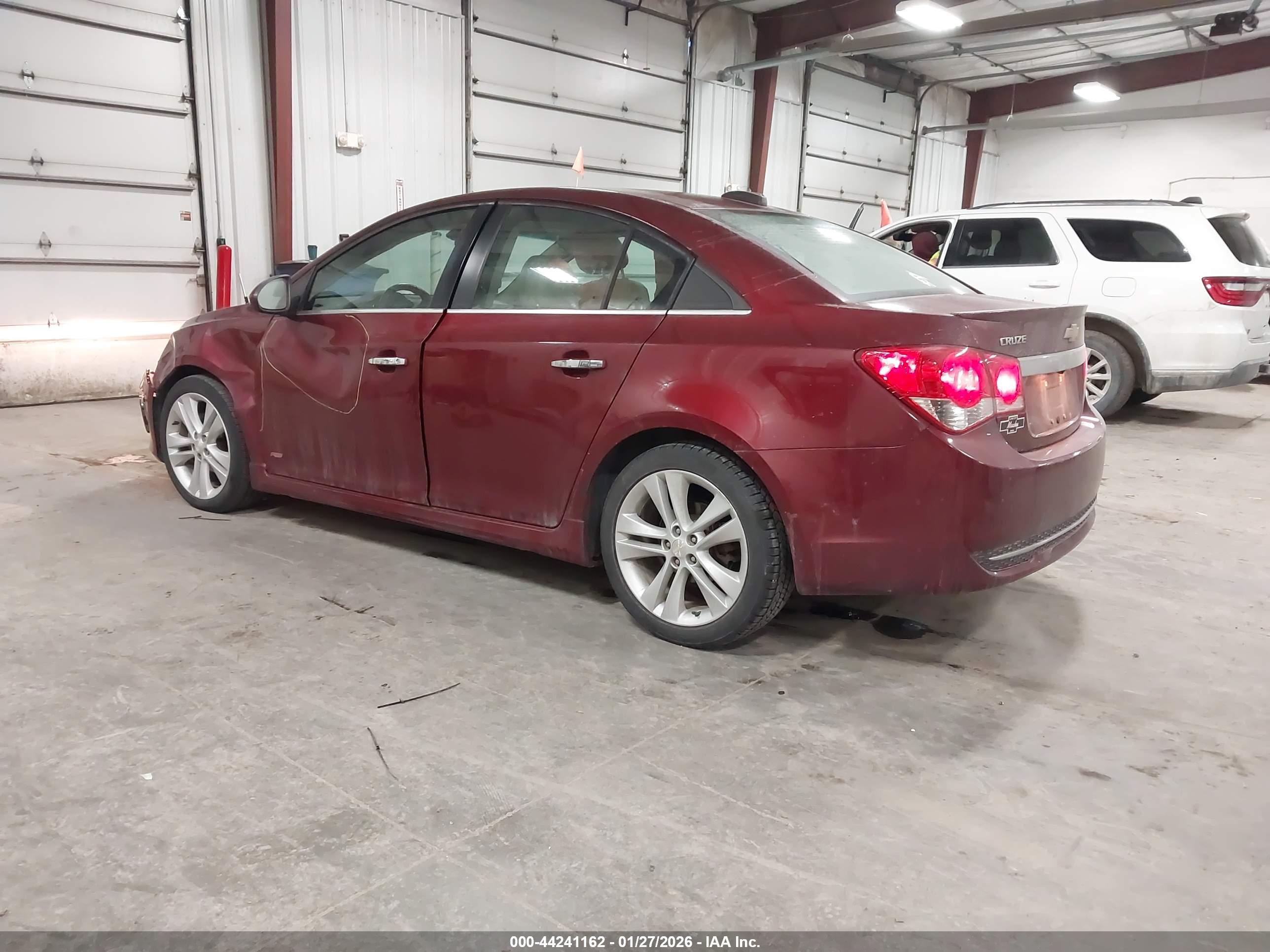CHEVROLET CRUZE image 3