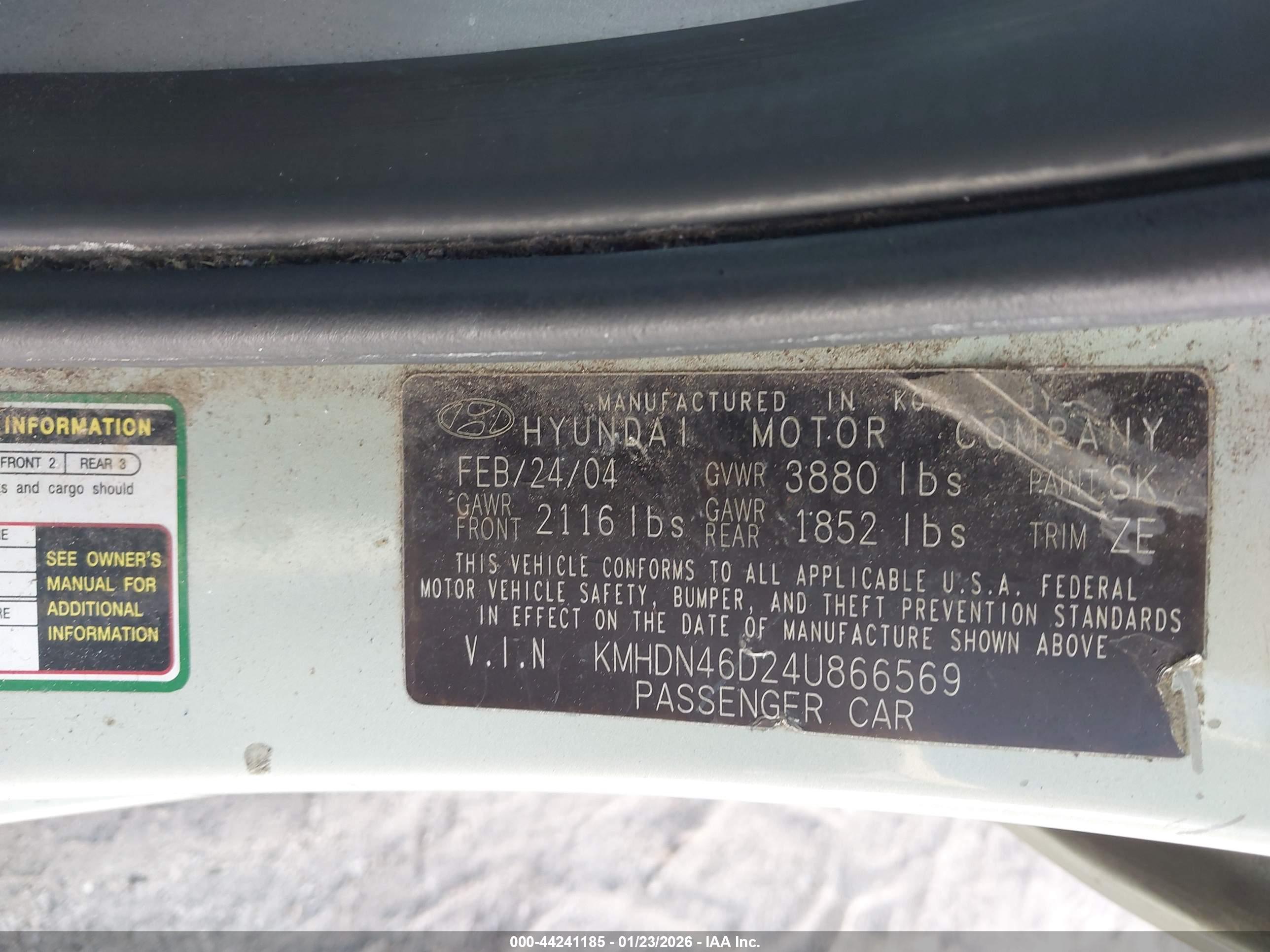 HYUNDAI ELANTRA image 9
