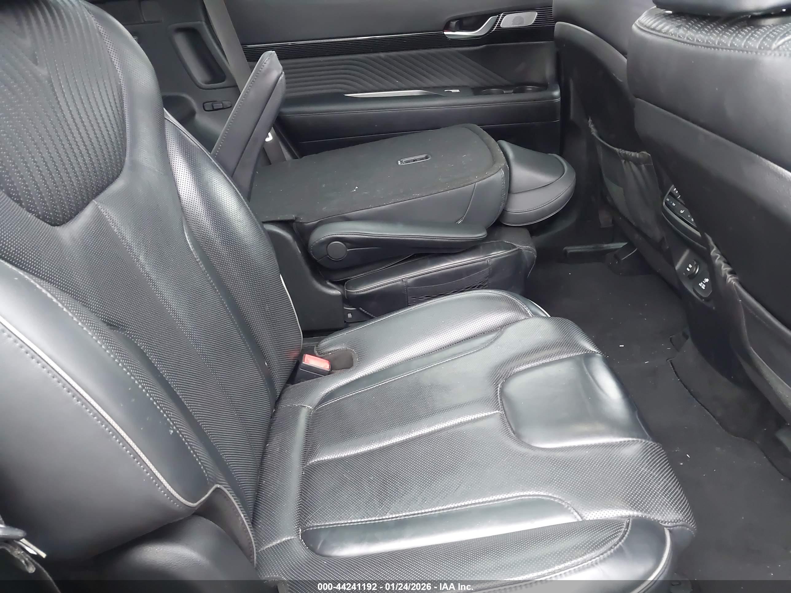 HYUNDAI PALISADE image 8