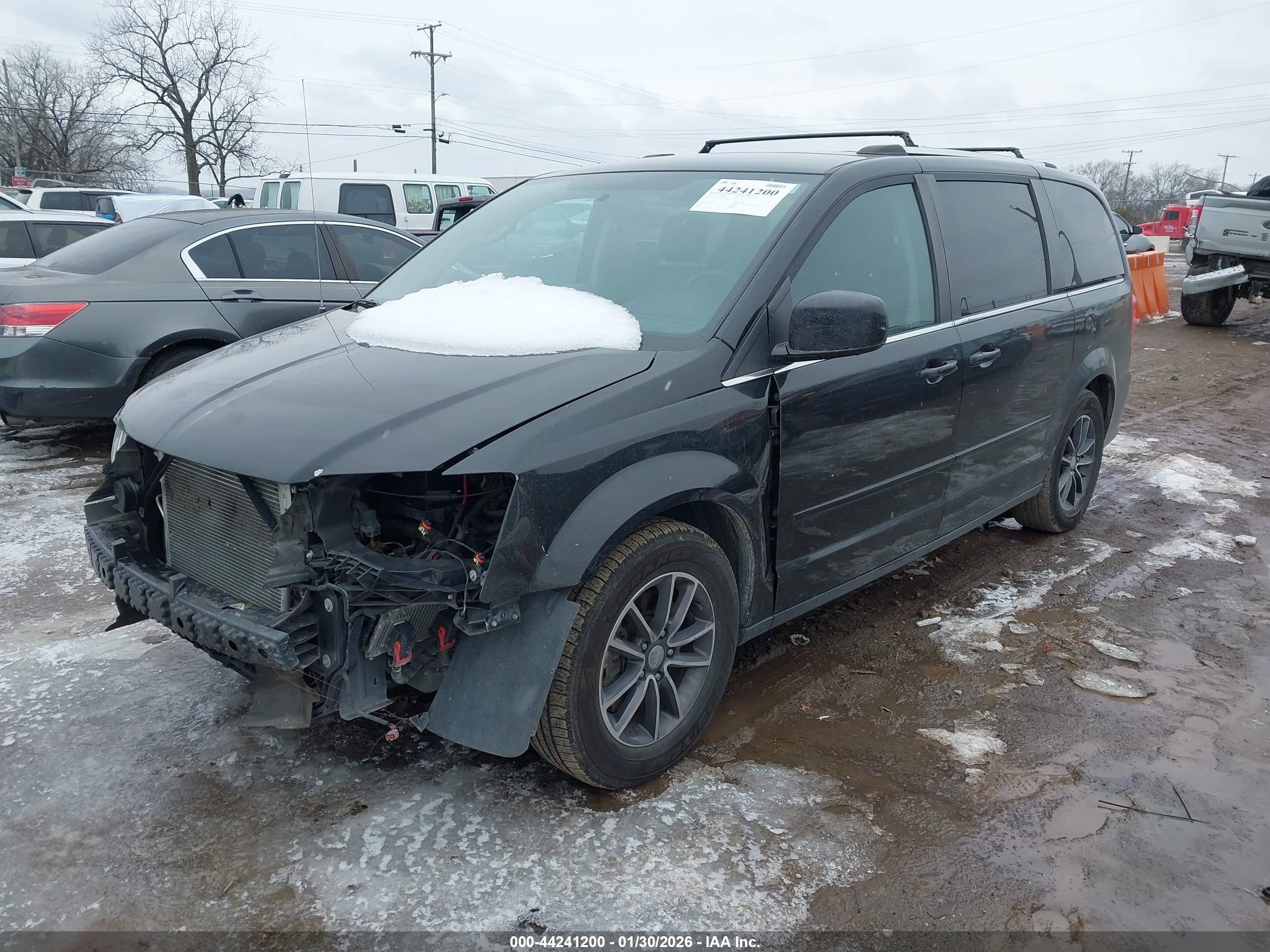 DODGE GRAND image 2