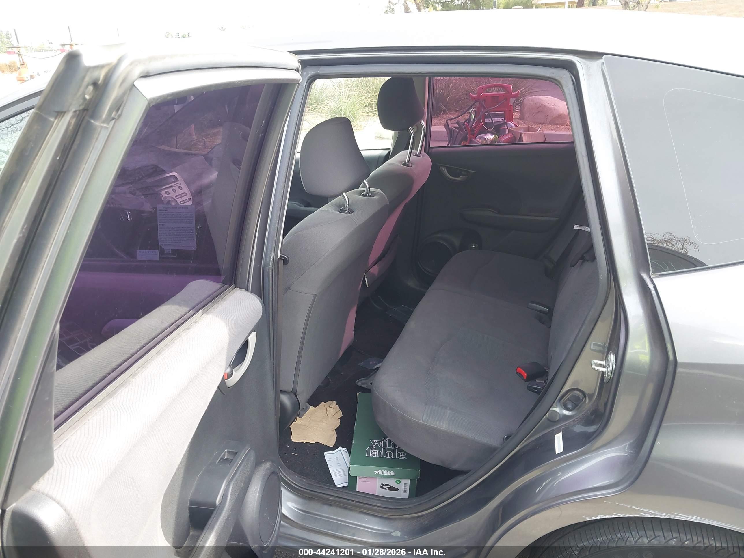 HONDA FIT image 8