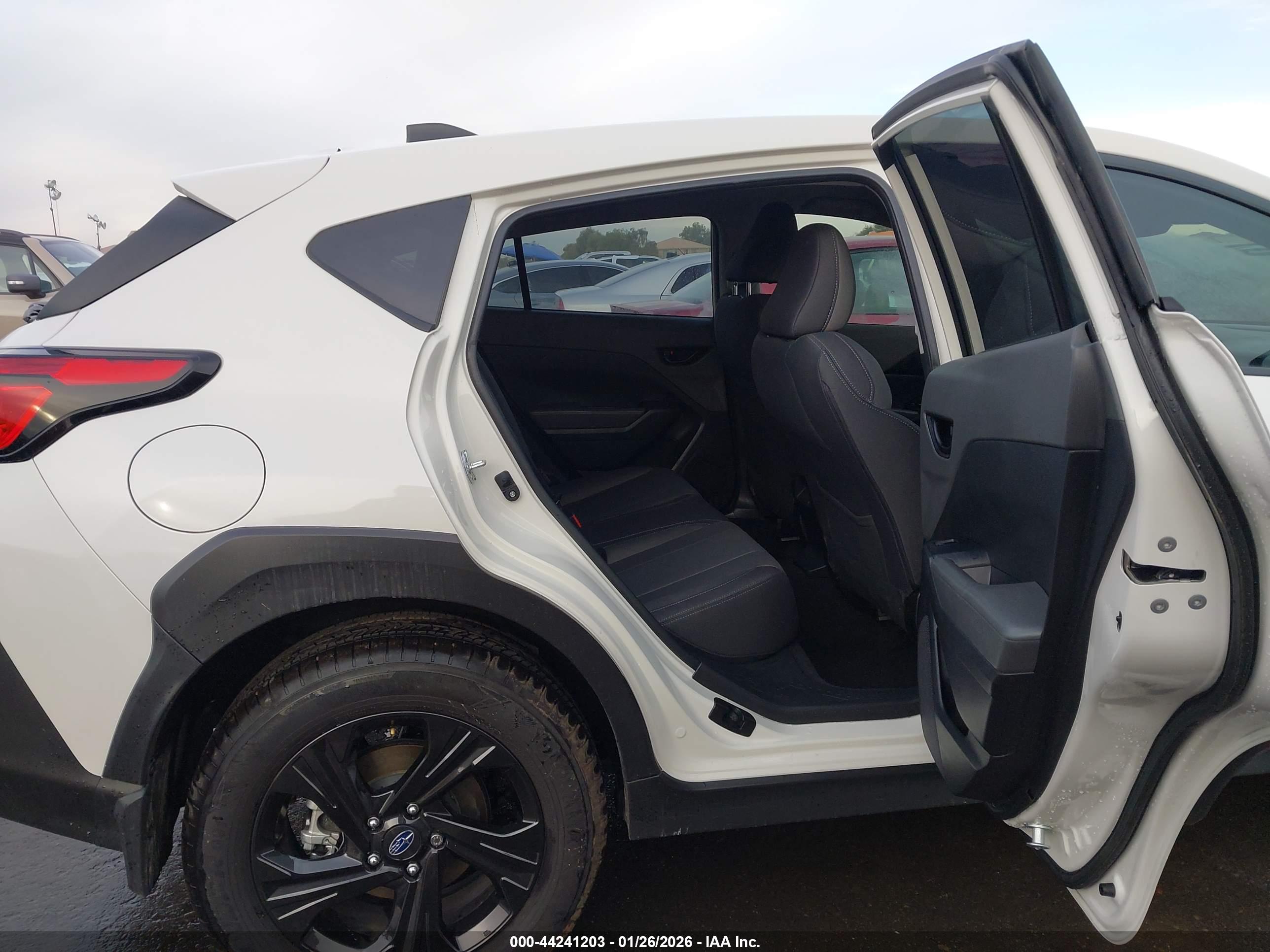 SUBARU CROSSTREK image 8