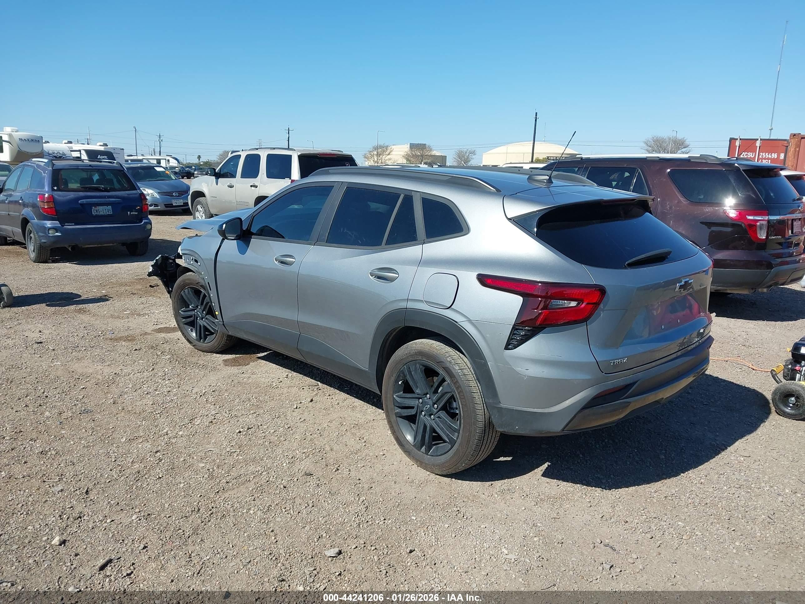 CHEVROLET TRAX image 3