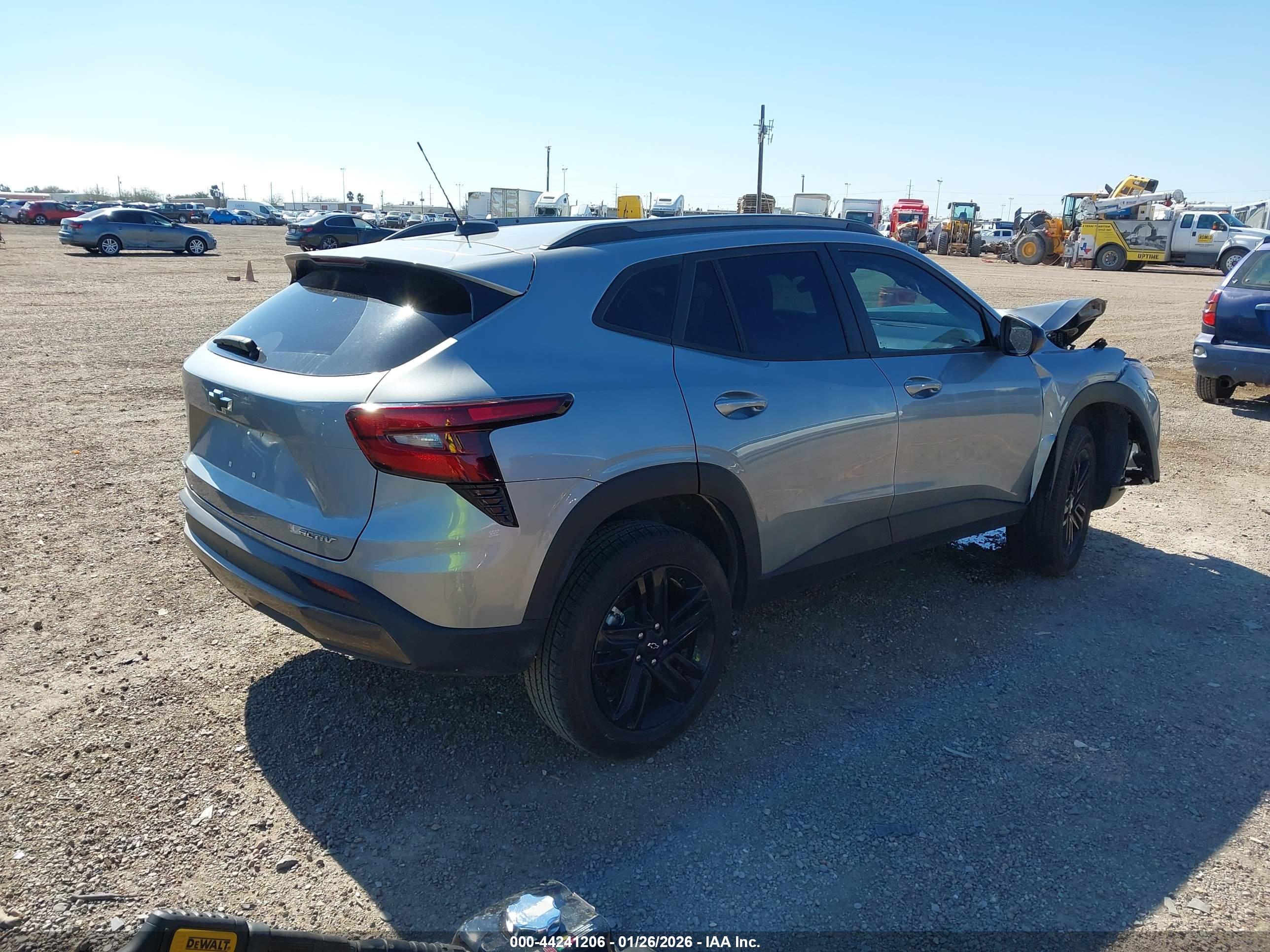 CHEVROLET TRAX image 4