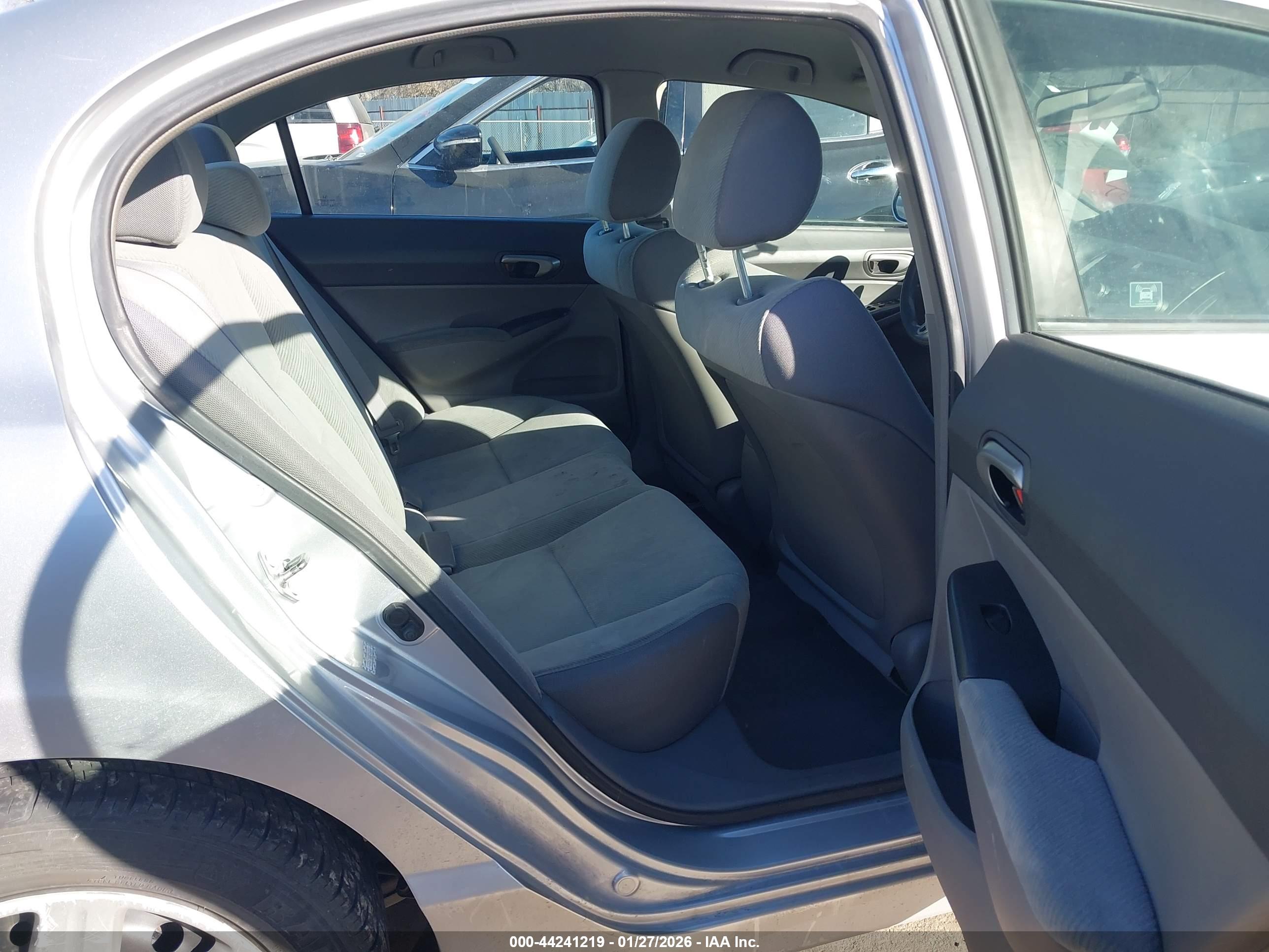 HONDA CIVIC image 8