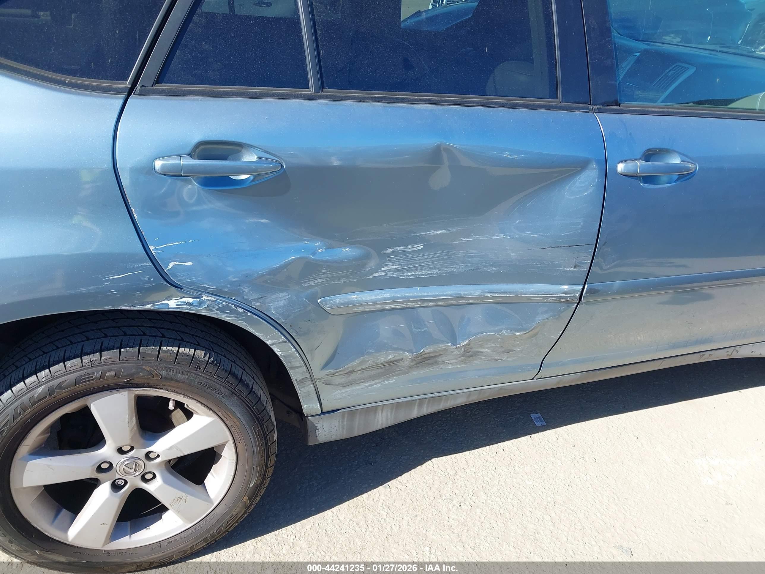LEXUS RX image 6